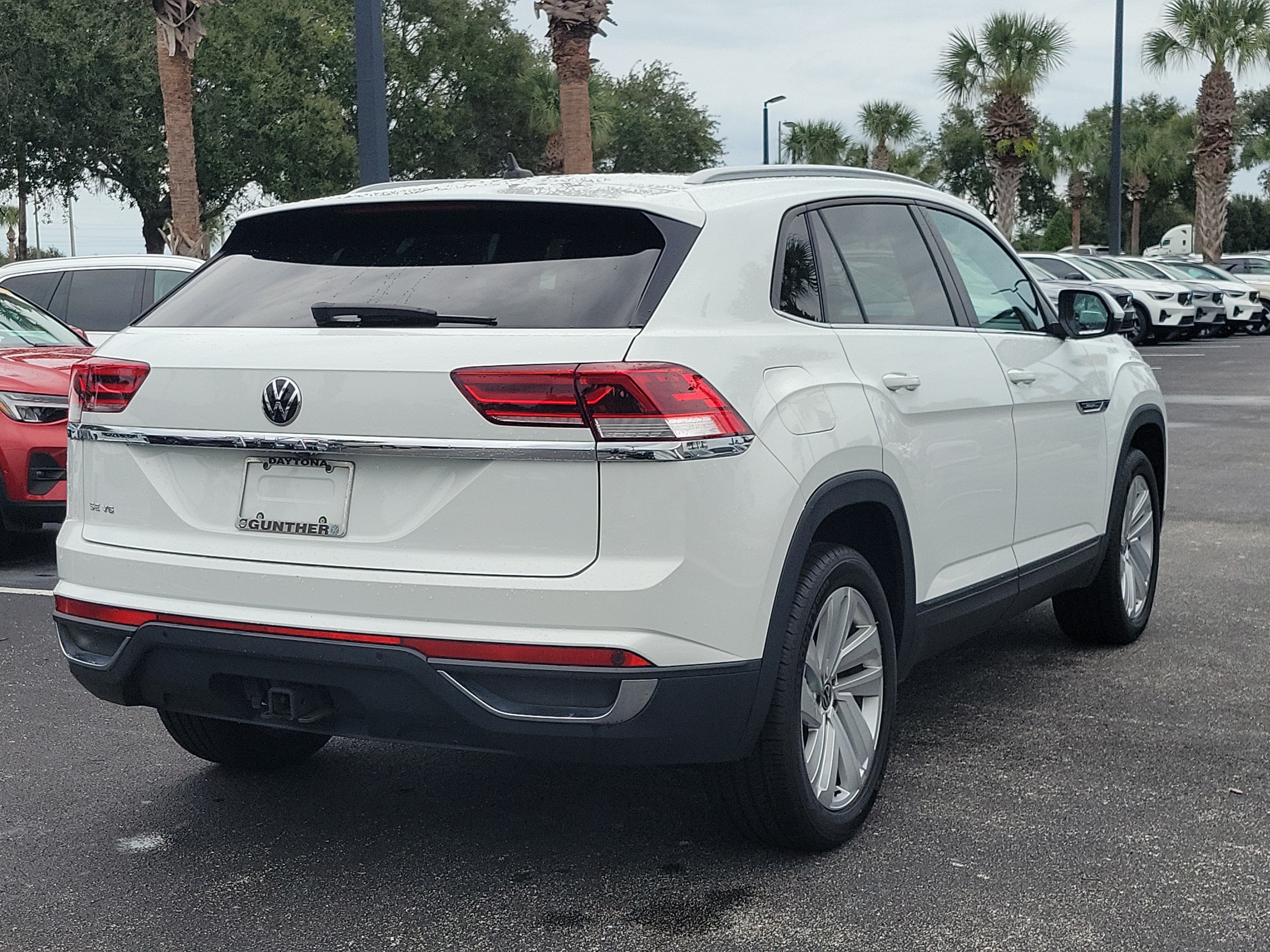 2022 Volkswagen Atlas Cross Sport 3.6L V6 SE w/Technology
