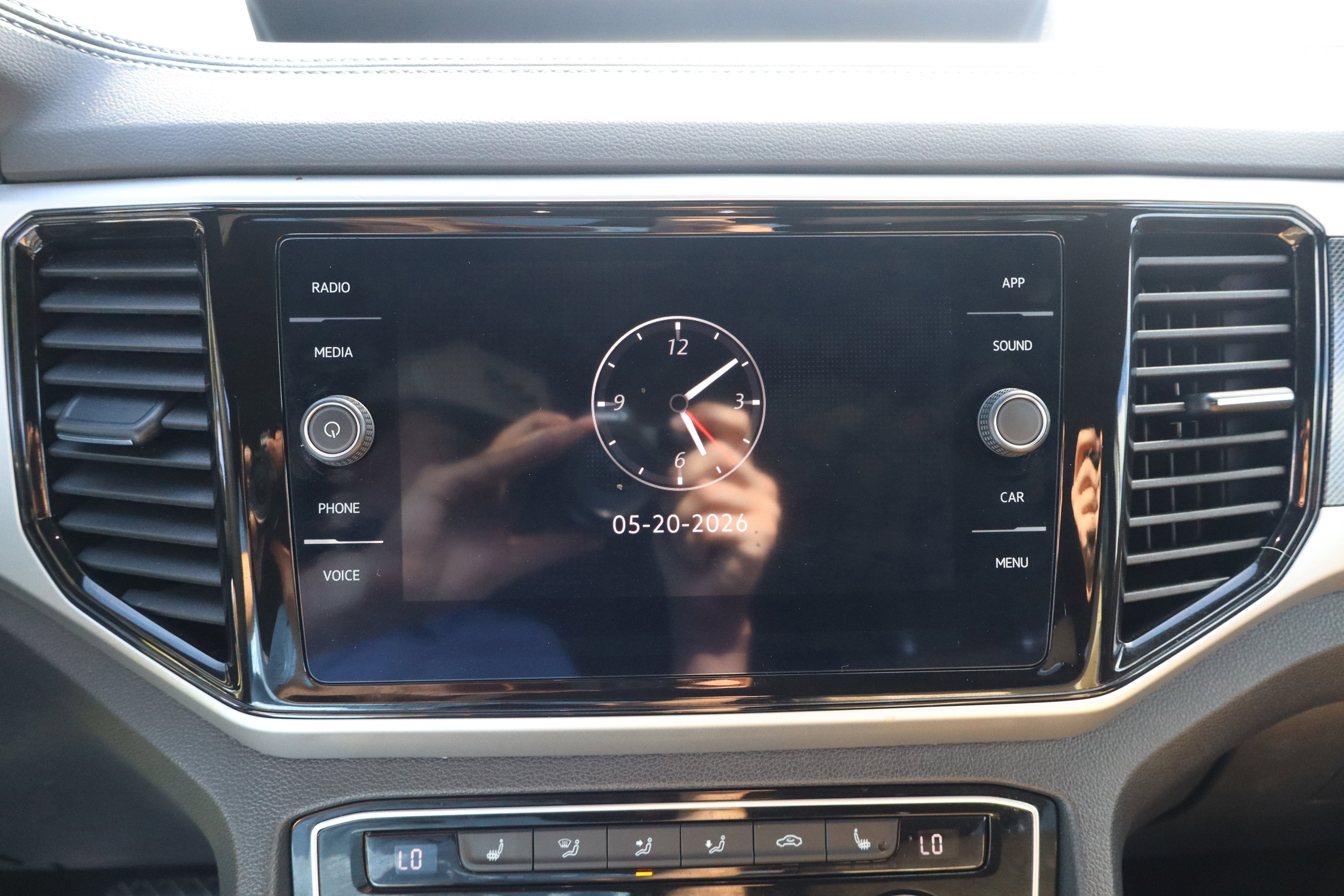 2022 Volkswagen Atlas Cross Sport 3.6L V6 SE w/Technology