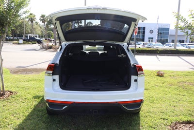 2022 Volkswagen Atlas Cross Sport 3.6L V6 SE w/Technology