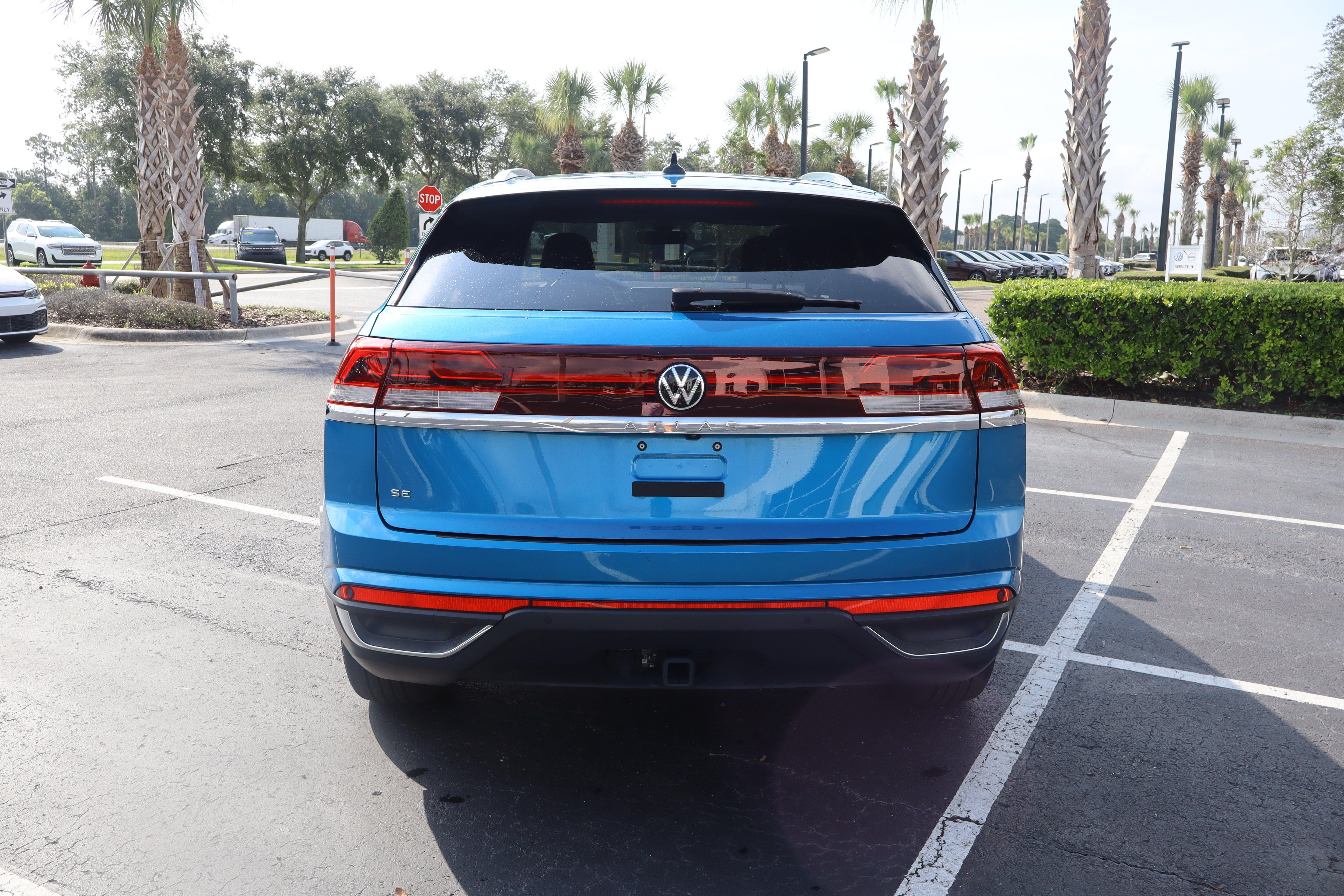 2024 Volkswagen Atlas Cross Sport 2.0T SE w/Technology