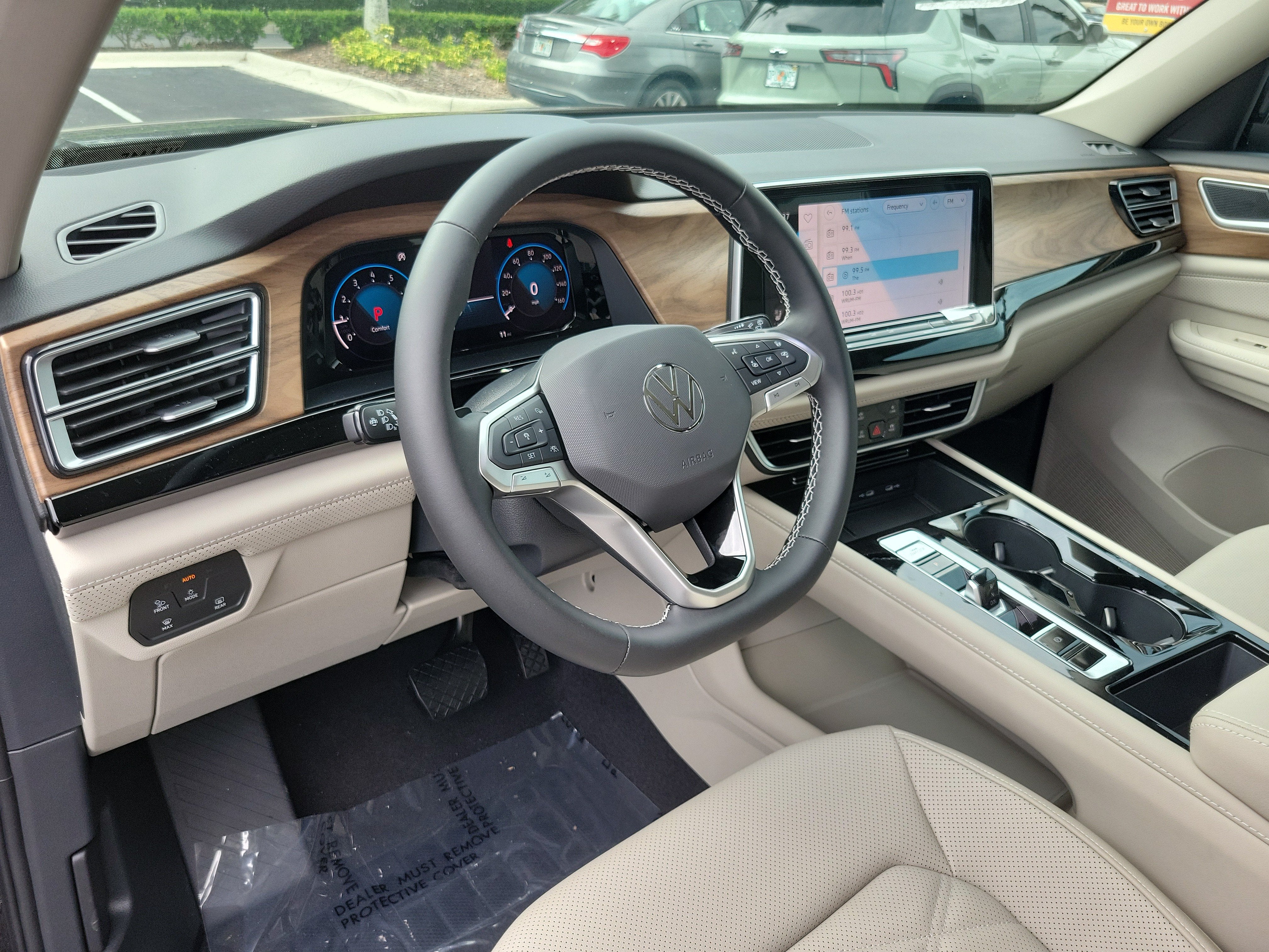 2026 Volkswagen Atlas 2.0T SE w/Technology