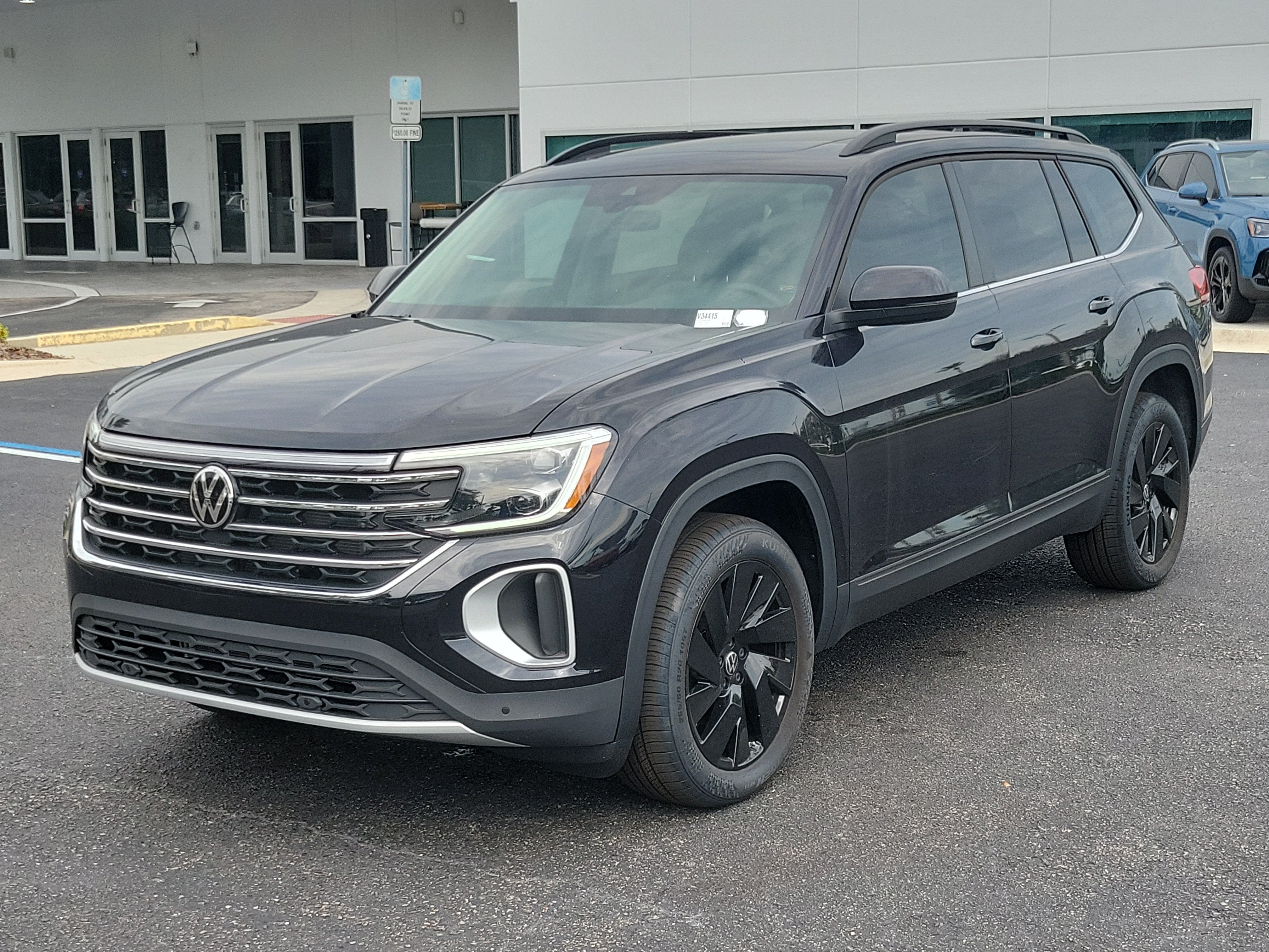 2026 Volkswagen Atlas 2.0T SE w/Technology