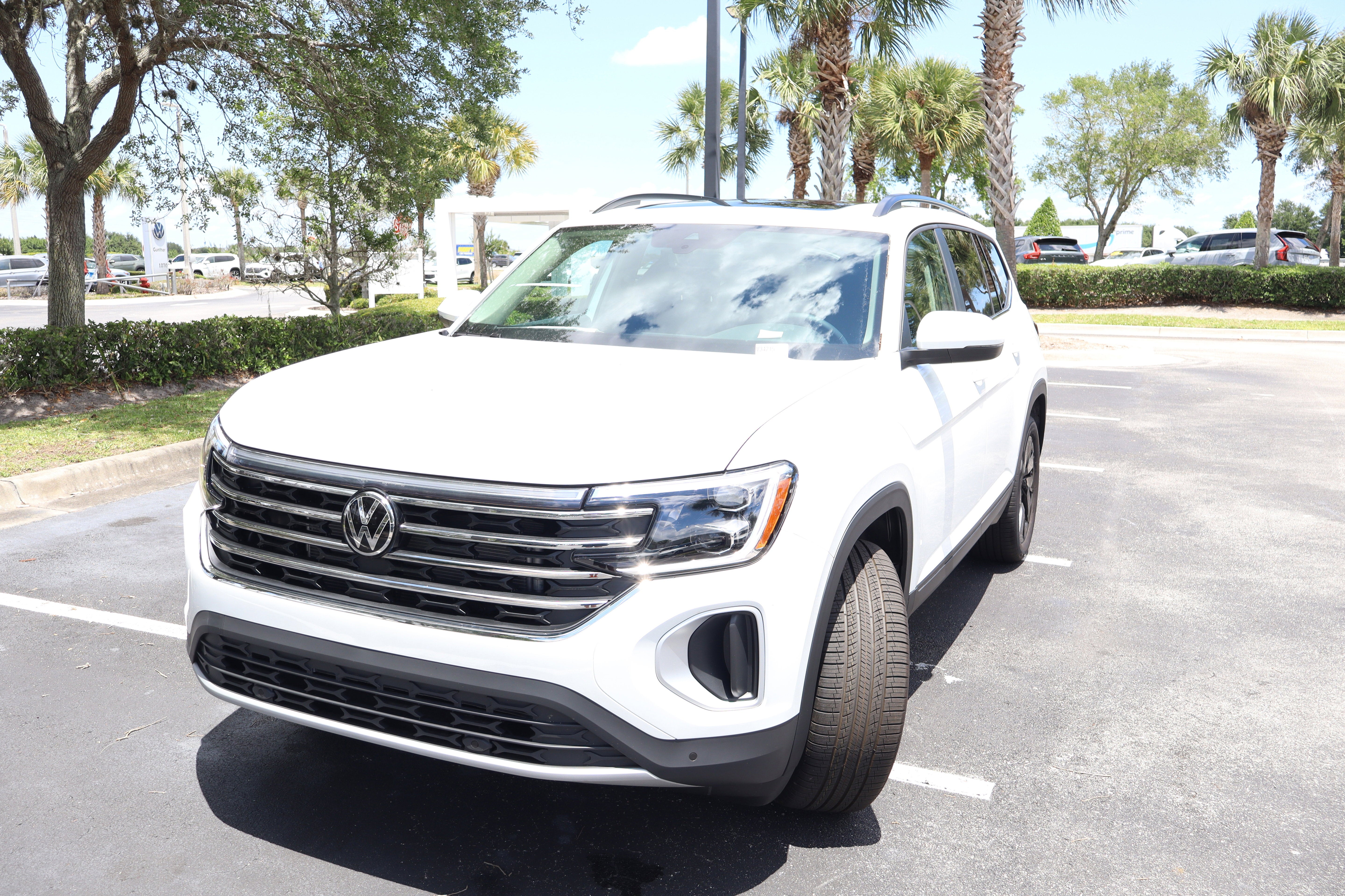 2026 Volkswagen Atlas 2.0T SE w/Technology