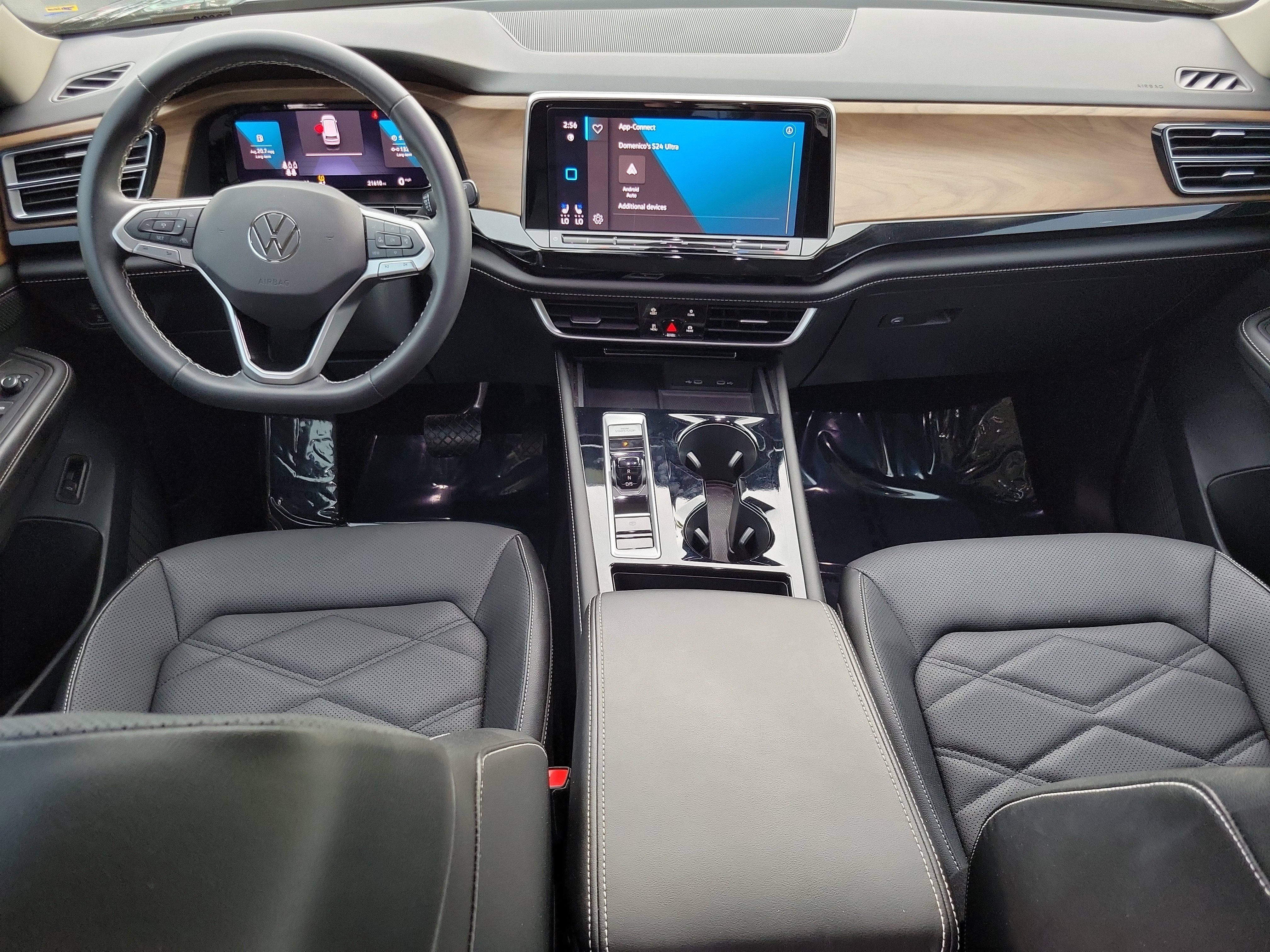 2024 Volkswagen Atlas 2.0T SE w/Technology