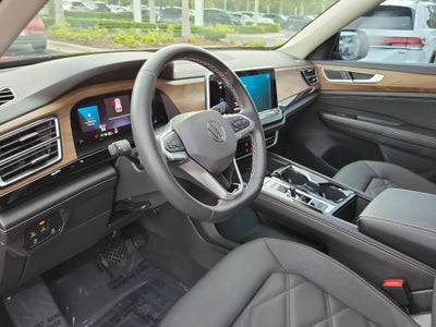 2024 Volkswagen Atlas 2.0T SE w/Technology