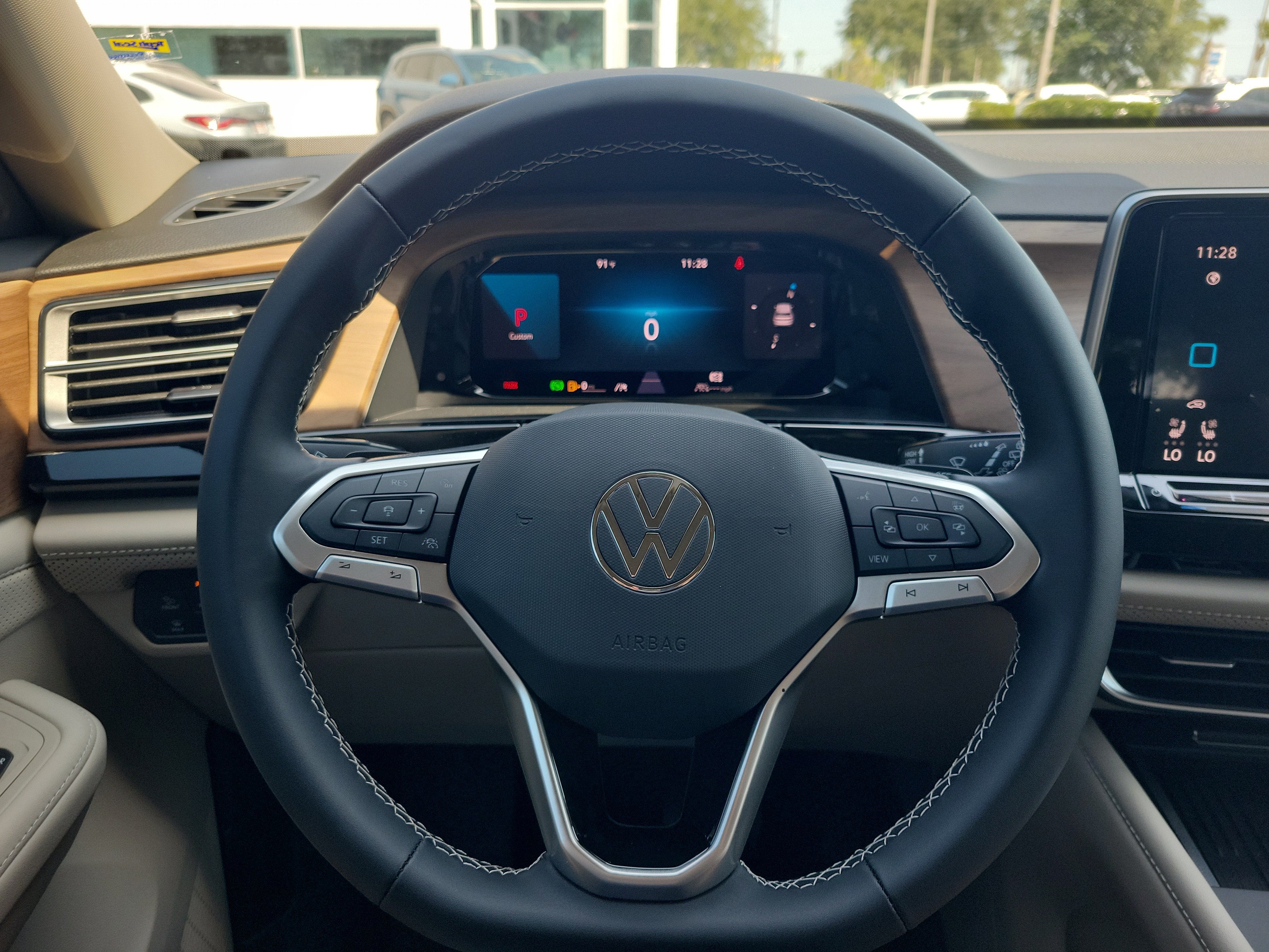 2026 Volkswagen Atlas 2.0T SE