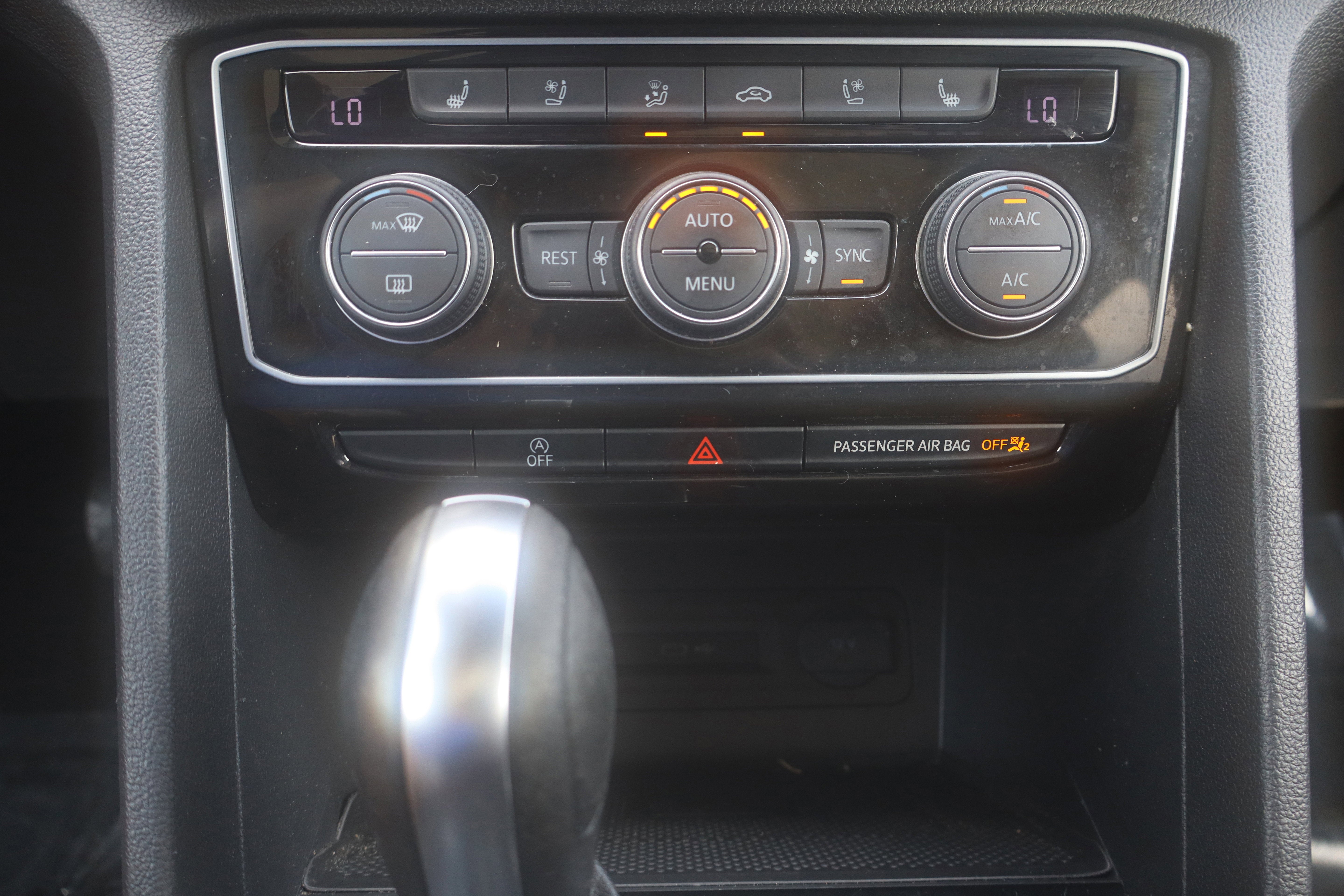 2021 Volkswagen Atlas 3.6L V6 SEL Premium