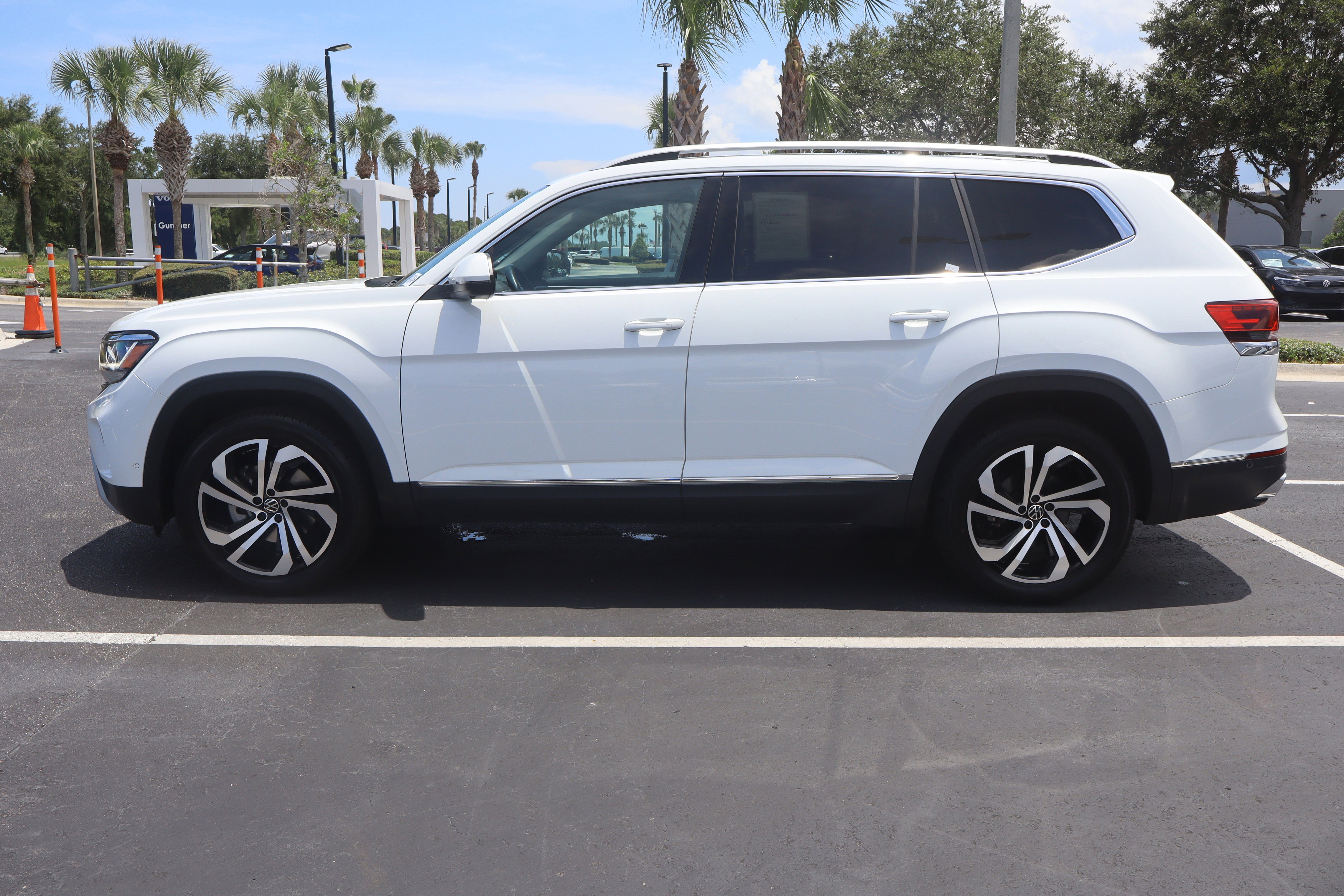 2021 Volkswagen Atlas 3.6L V6 SEL Premium