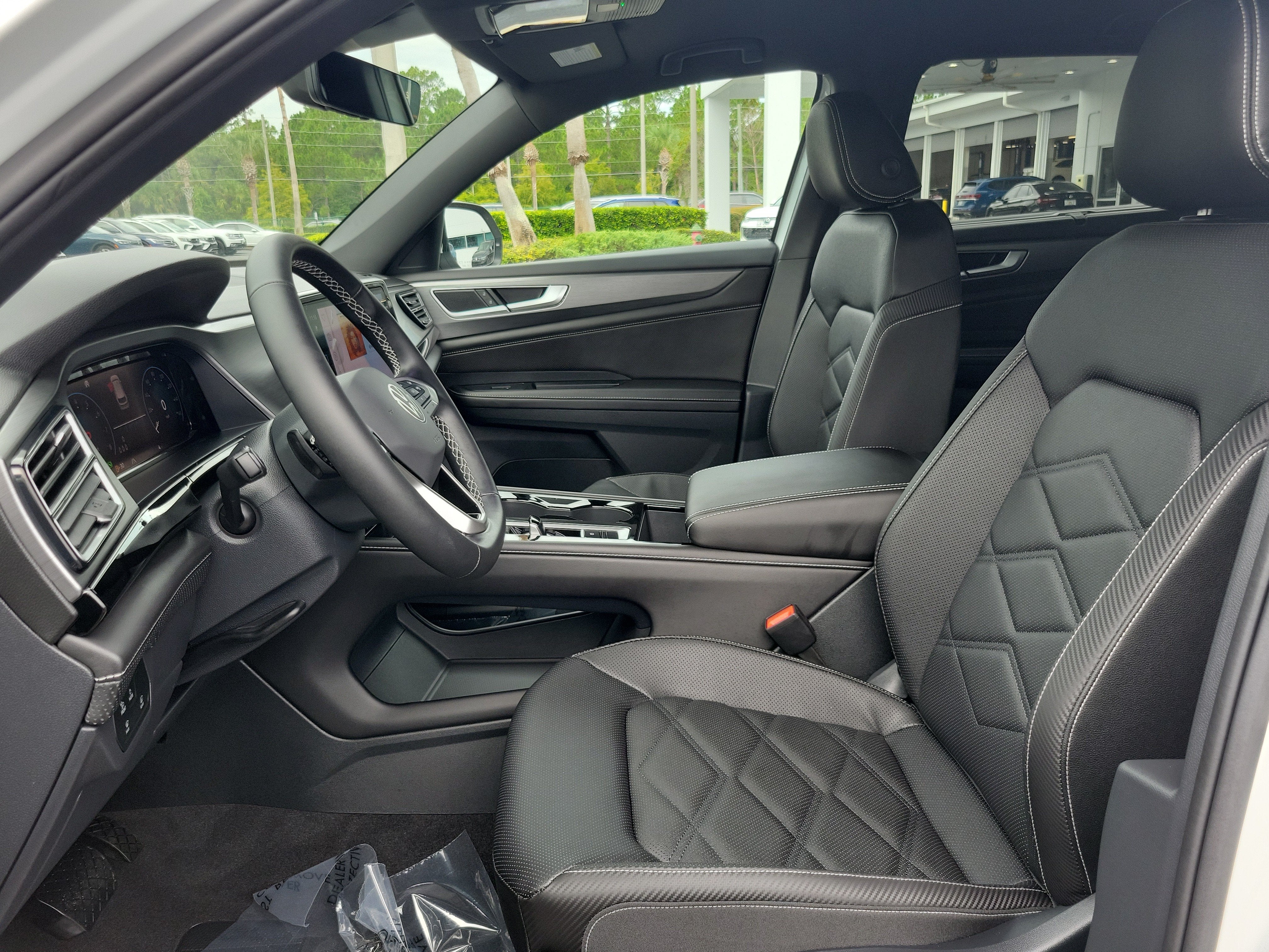 2026 Volkswagen Atlas Cross Sport 2.0T SE w/Technology