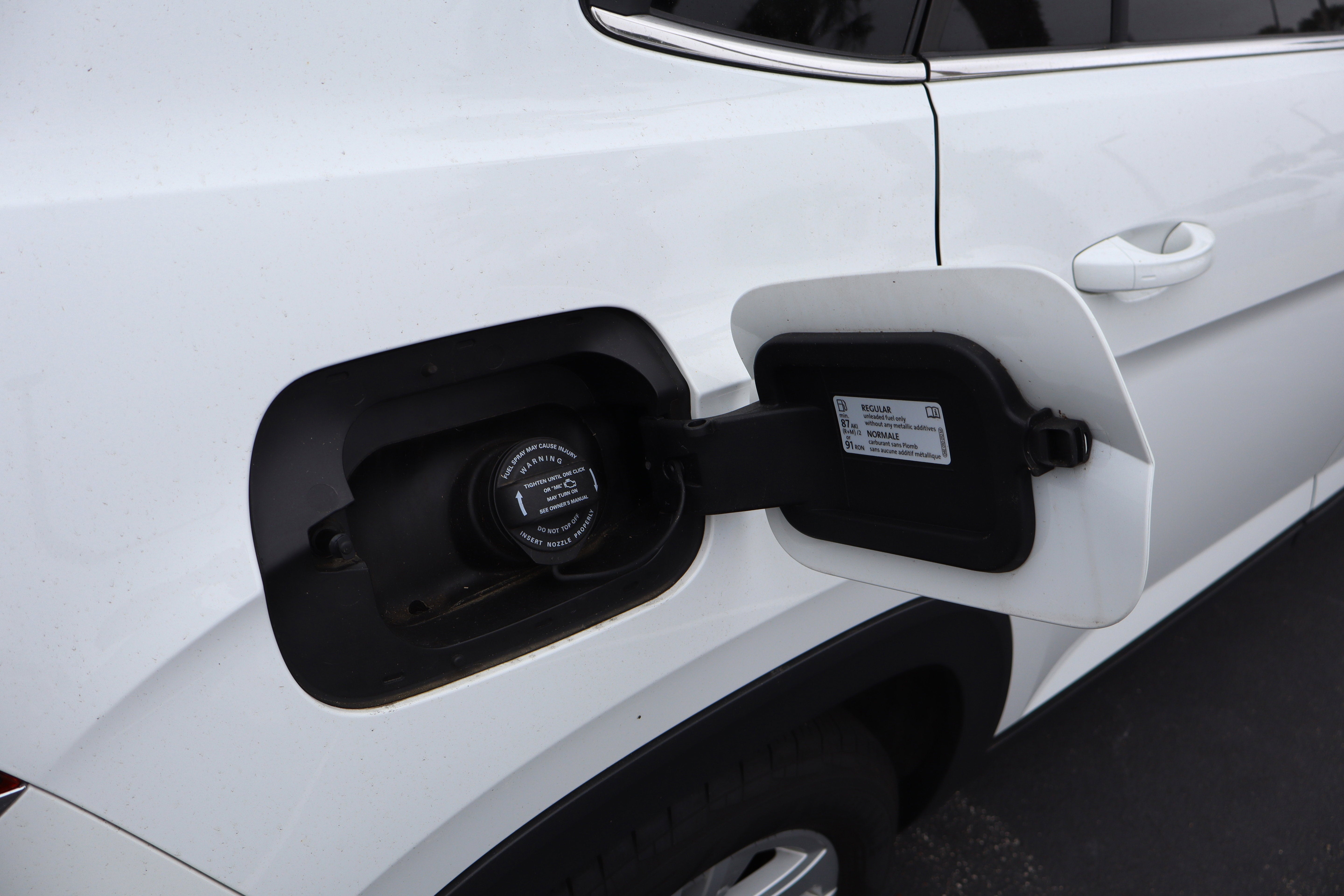 2023 Volkswagen Atlas Cross Sport 2.0T SE w/Technology