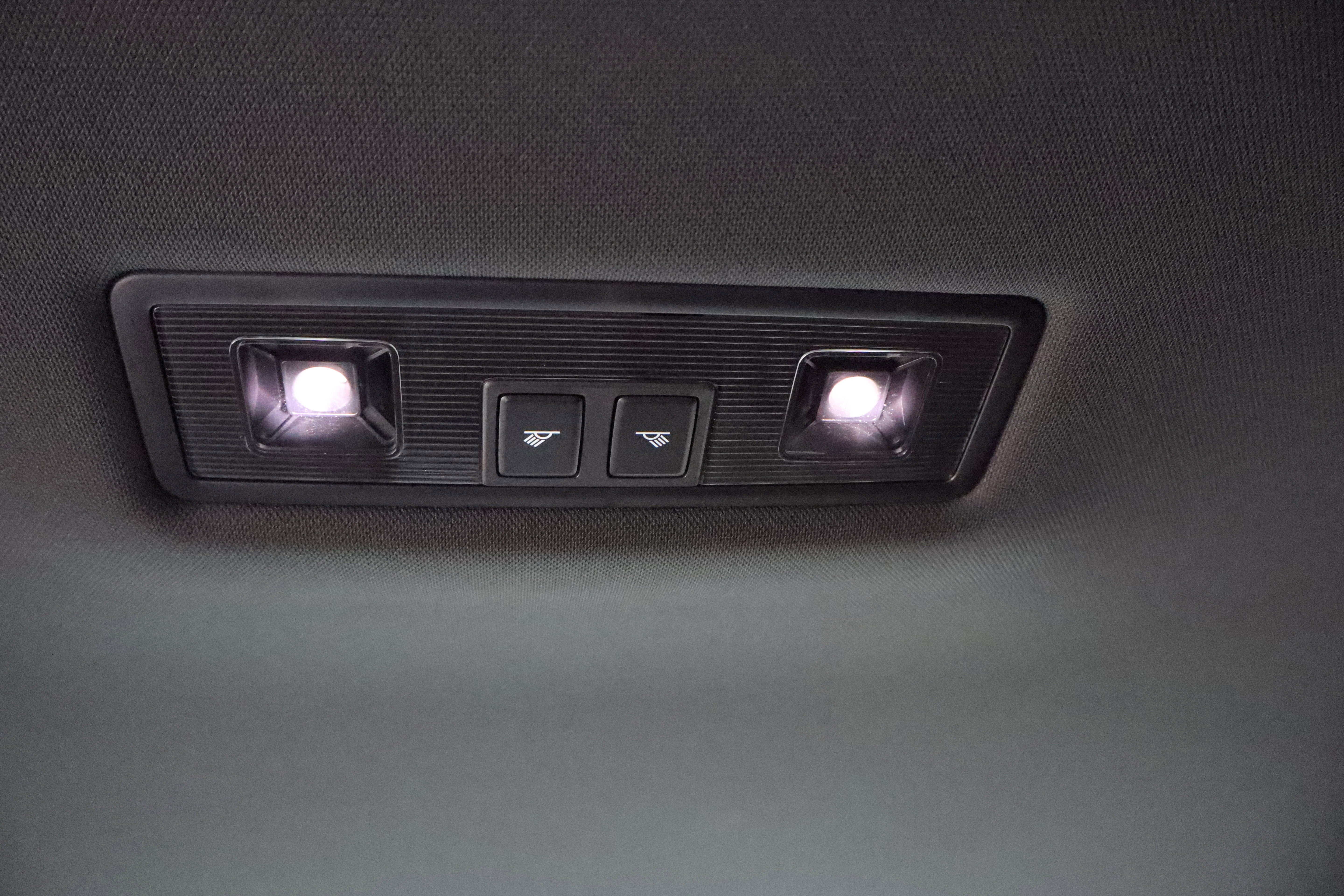 2023 Volkswagen Atlas Cross Sport 2.0T SE w/Technology