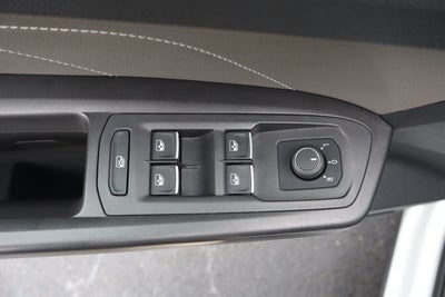 2023 Volkswagen Atlas Cross Sport 2.0T SE w/Technology