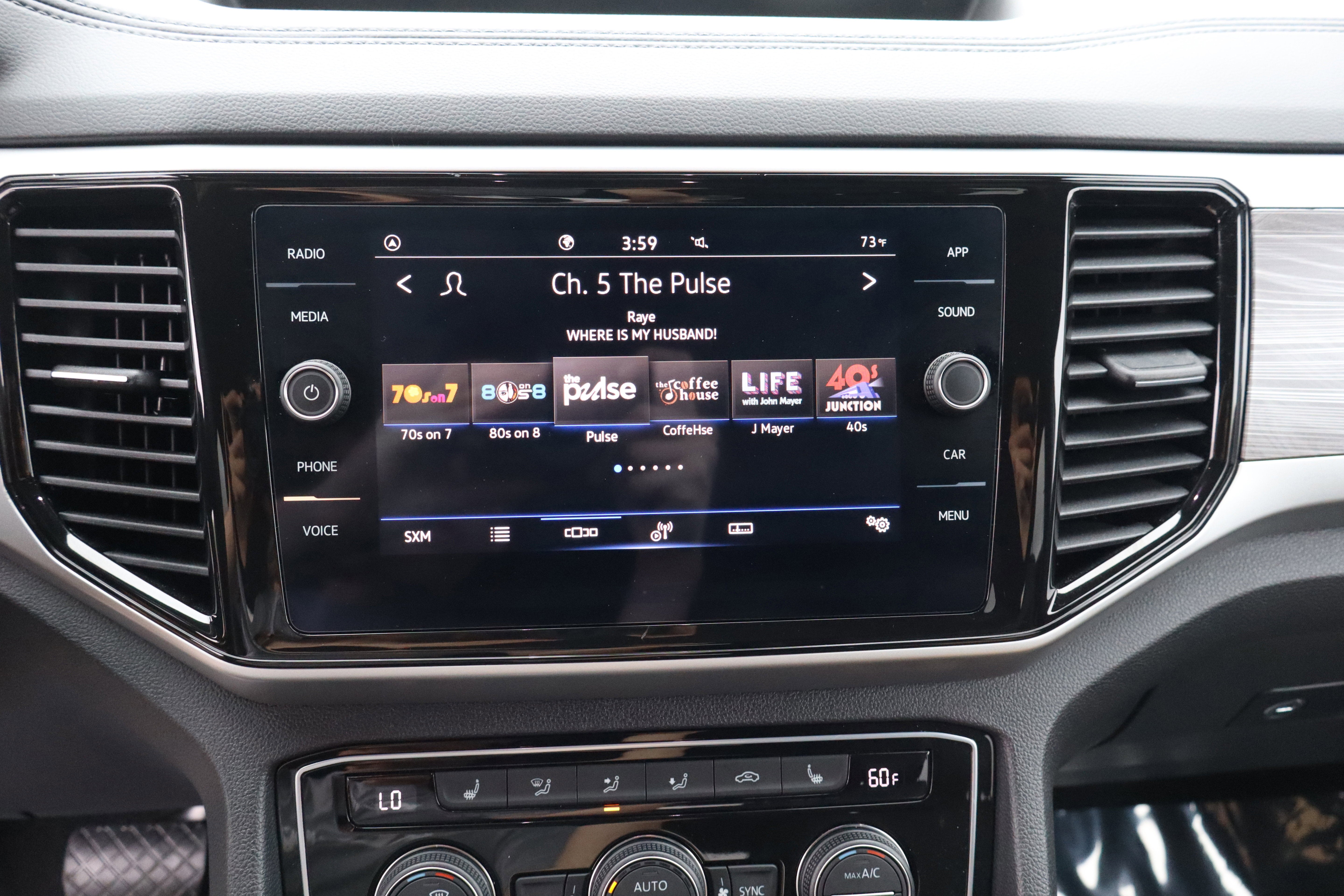 2023 Volkswagen Atlas Cross Sport 2.0T SE w/Technology