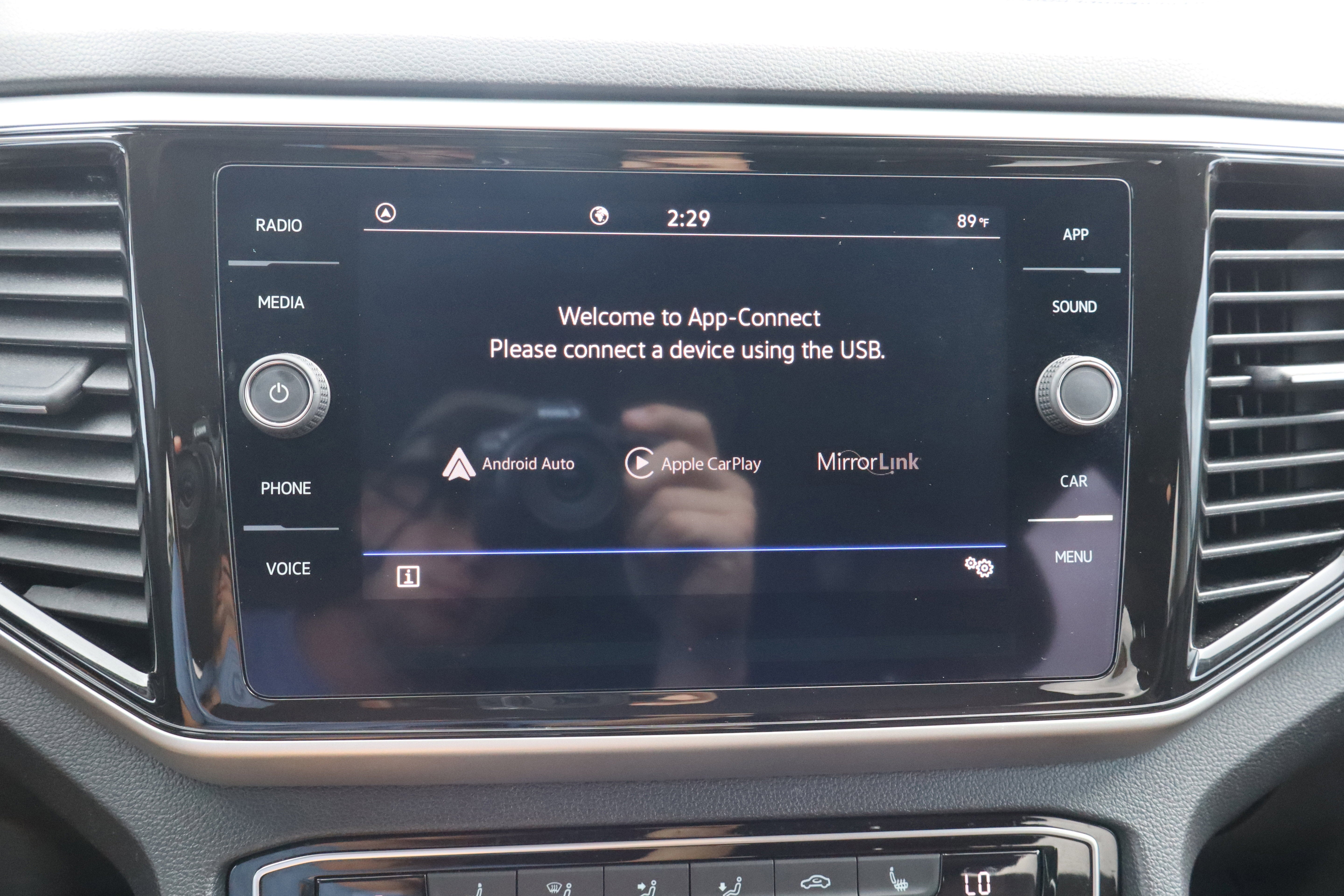 2023 Volkswagen Atlas 2.0T SE w/Technology