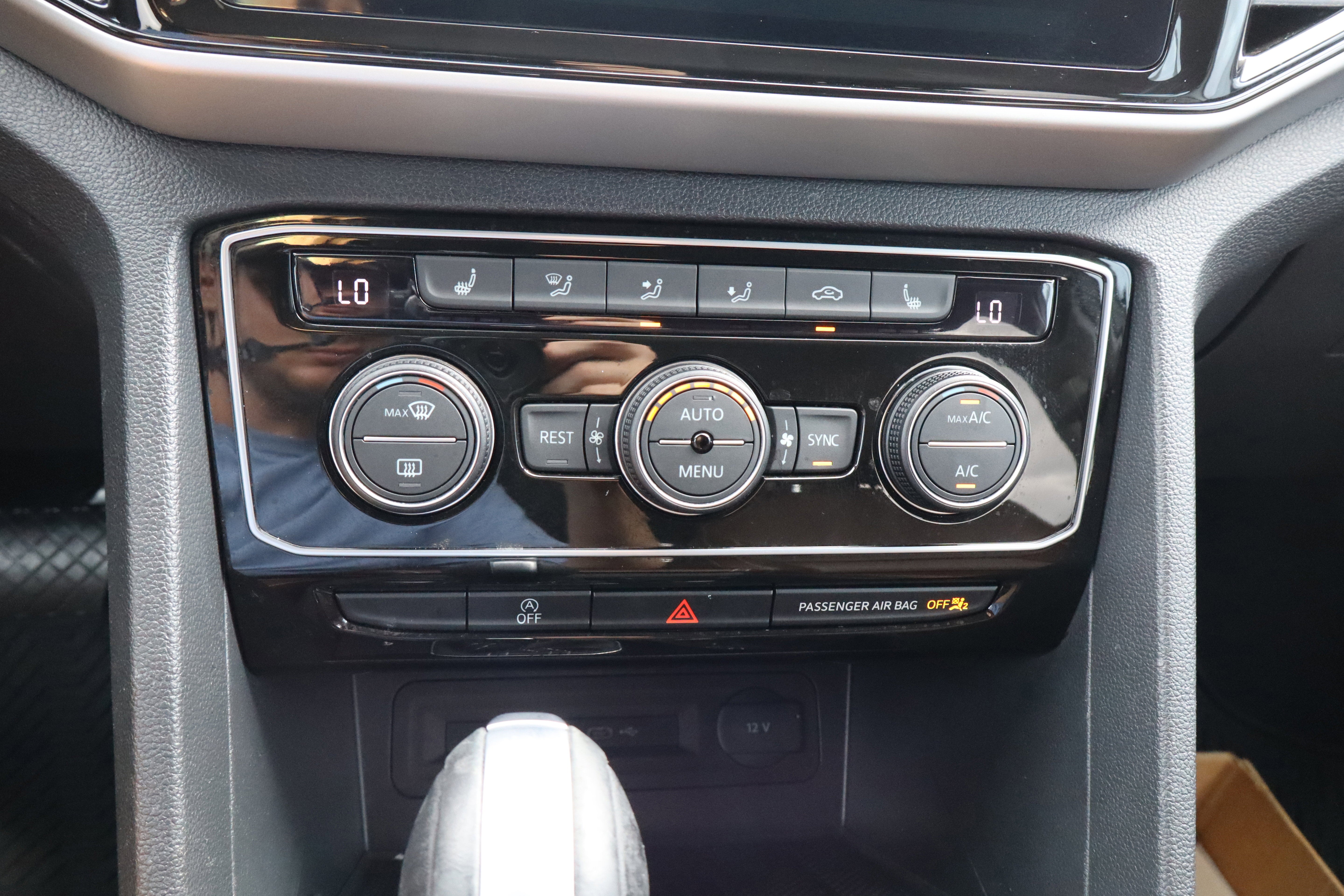 2023 Volkswagen Atlas 2.0T SE w/Technology