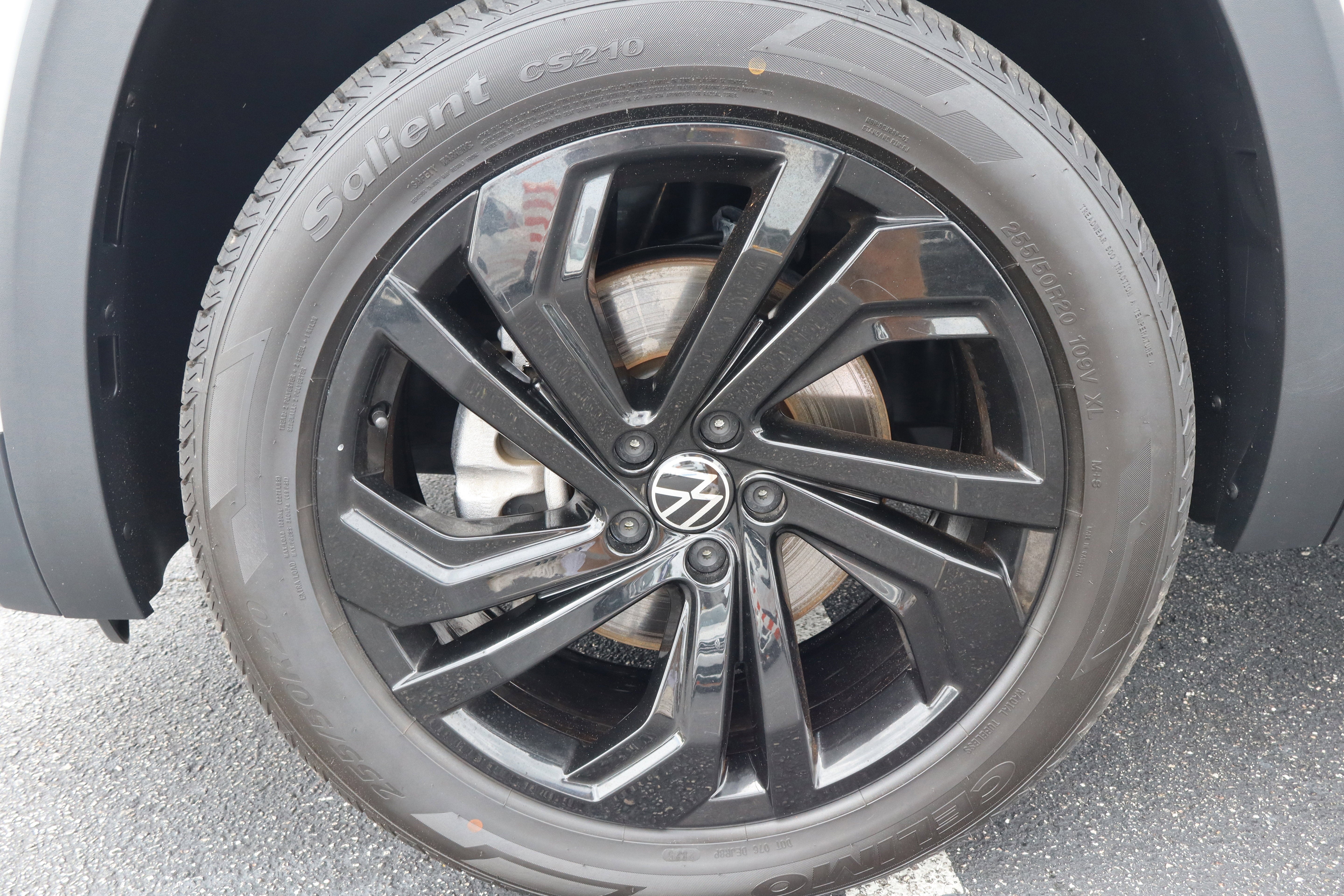 2023 Volkswagen Atlas 2.0T SE w/Technology