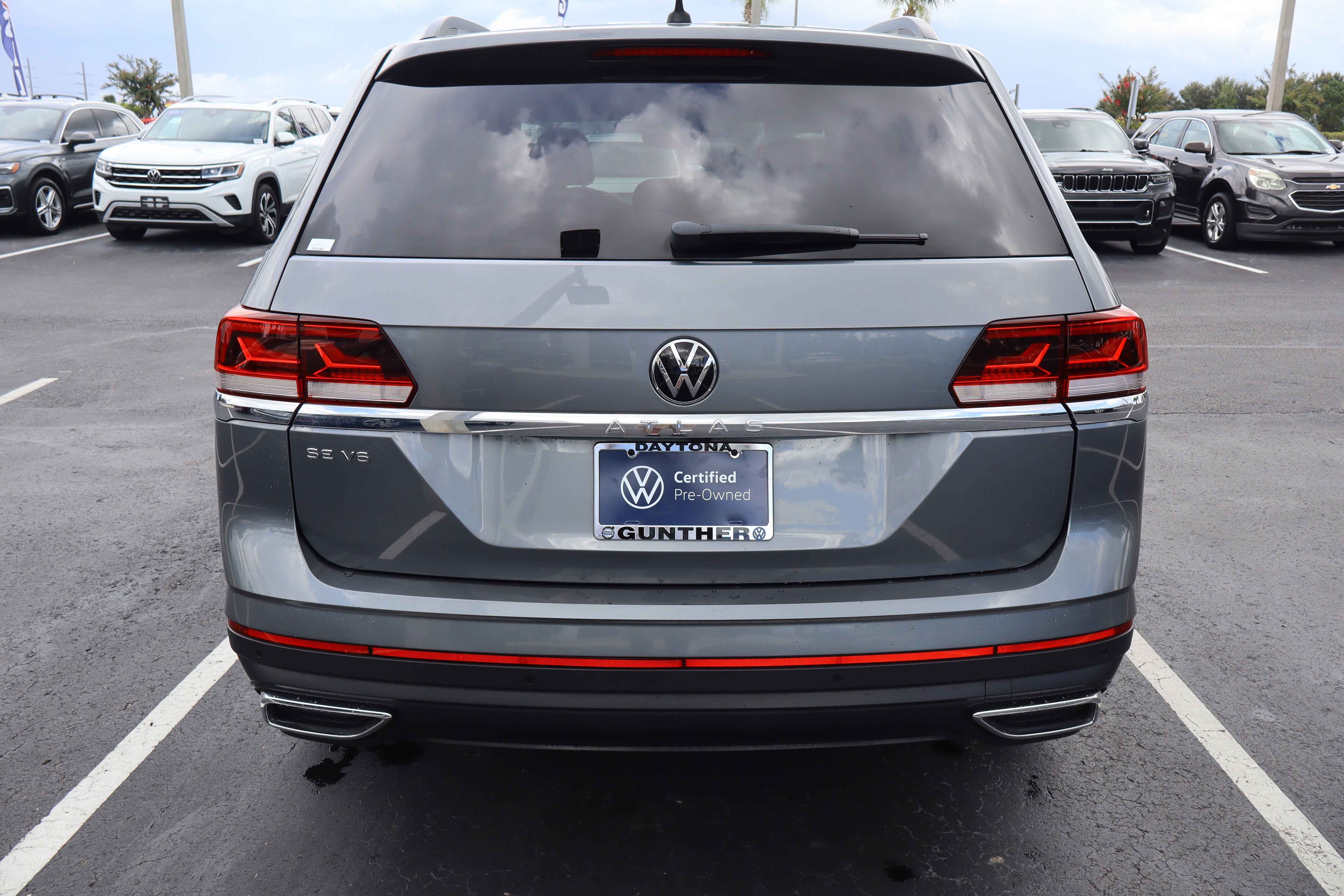 2021 Volkswagen Atlas 3.6L V6 SE w/Technology