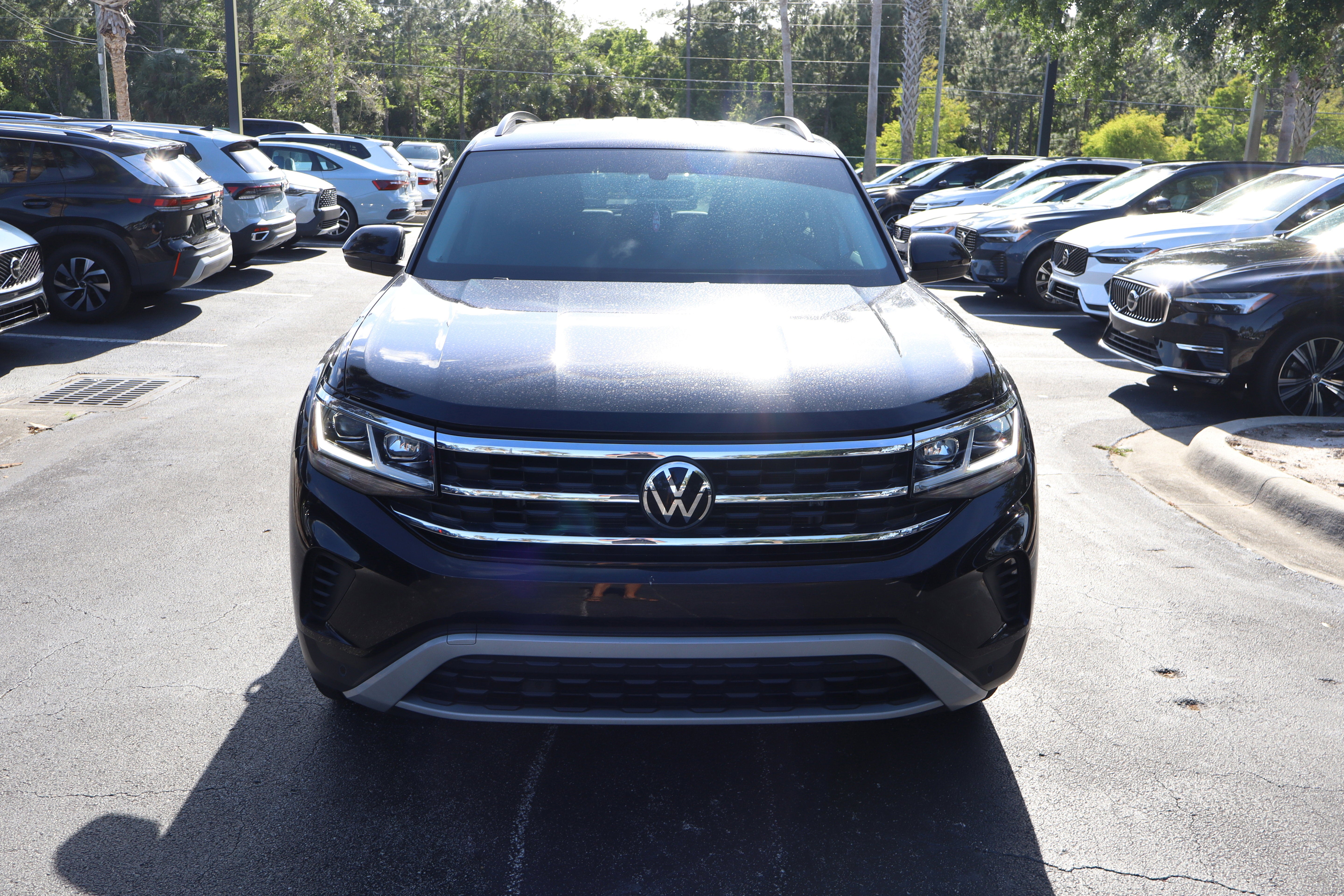 2023 Volkswagen Atlas 3.6L V6 SE w/Technology