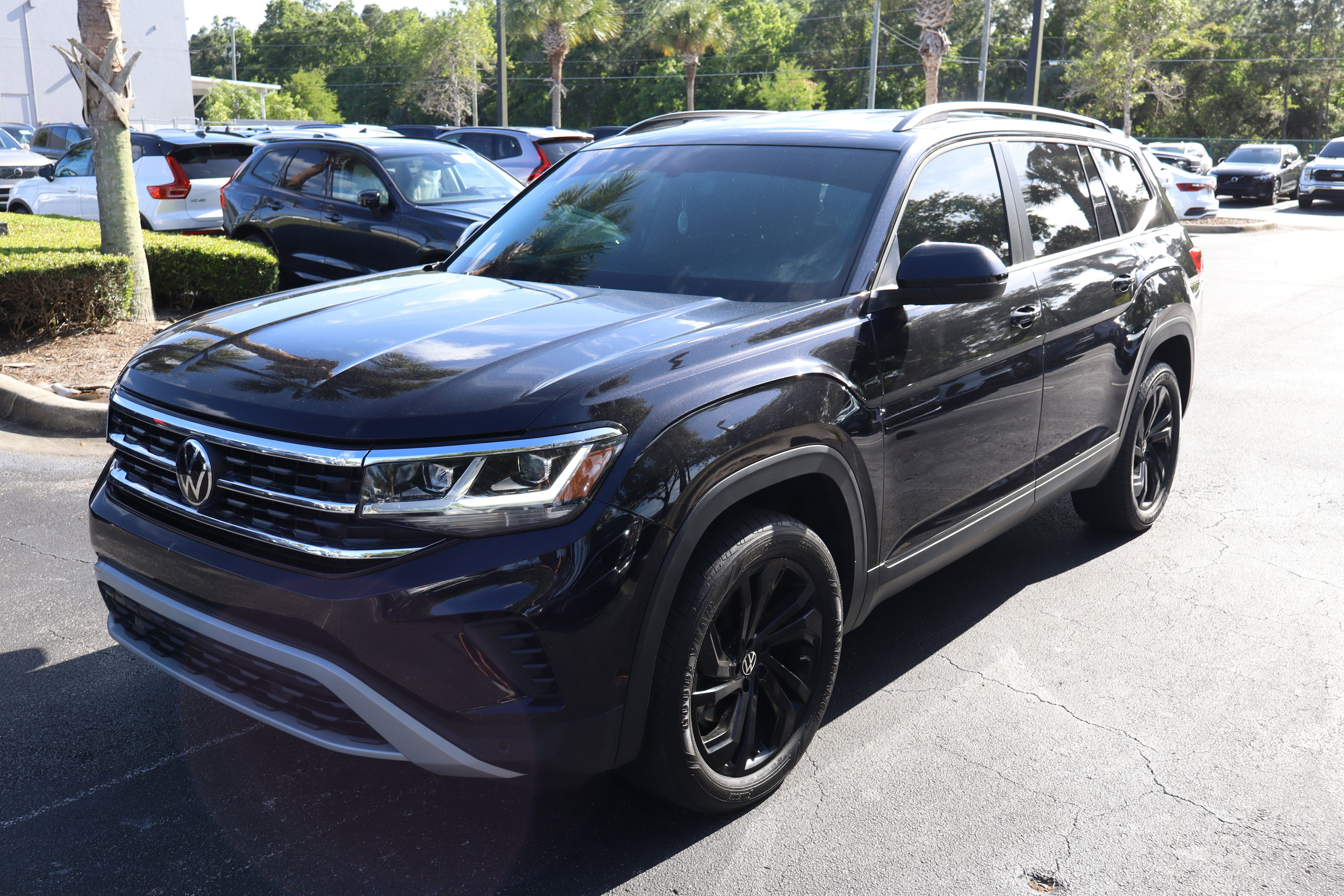 2023 Volkswagen Atlas 3.6L V6 SE w/Technology