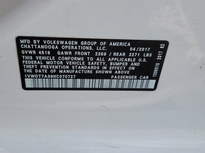 2017 Volkswagen Passat R-Line w/Comfort Pkg