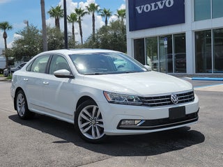2017 Volkswagen Passat 1.8T SE w/Technology