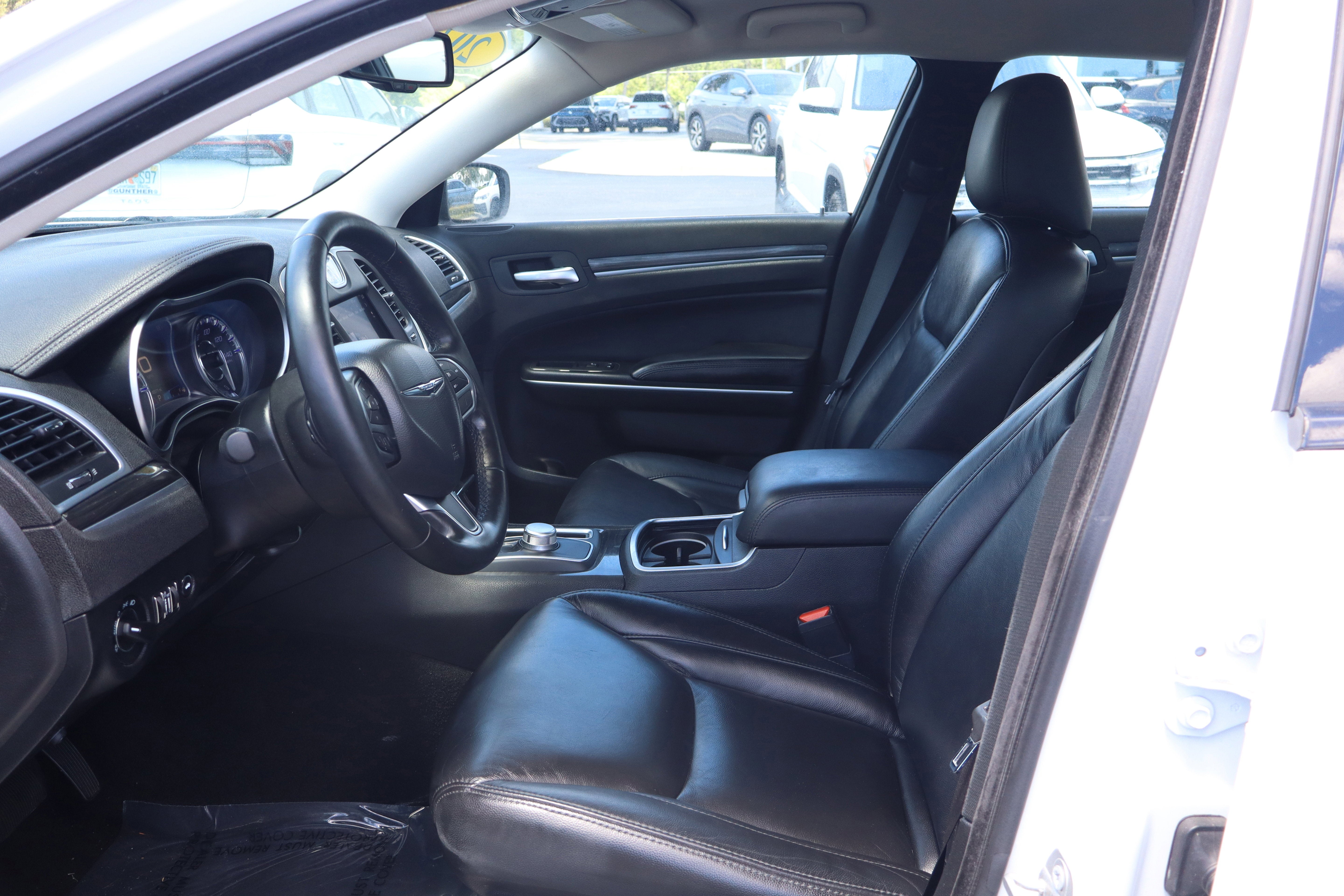 2021 Chrysler 300 Touring