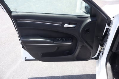 2021 Chrysler 300 Touring