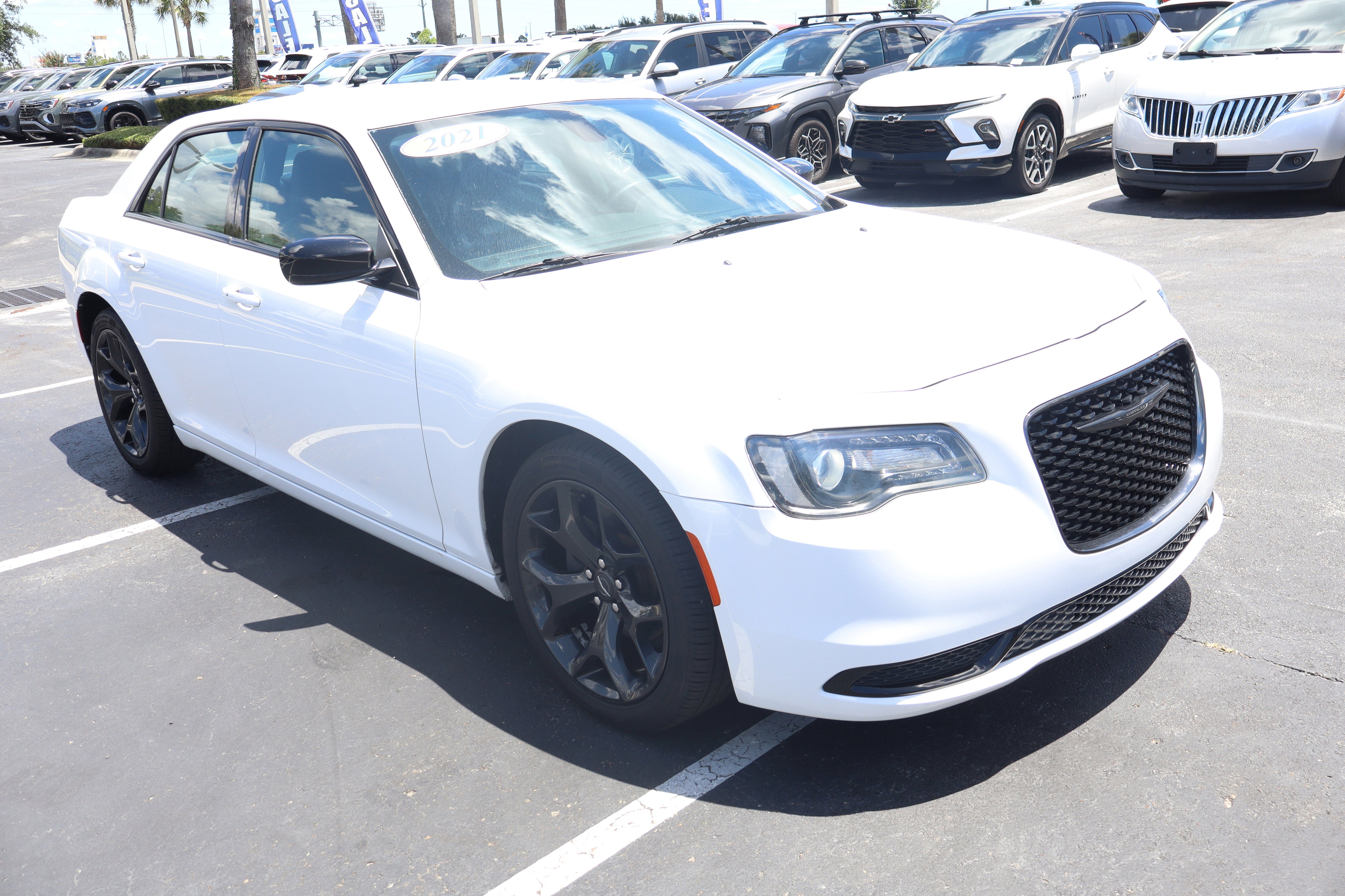 2021 Chrysler 300 Touring