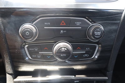 2021 Chrysler 300 Touring