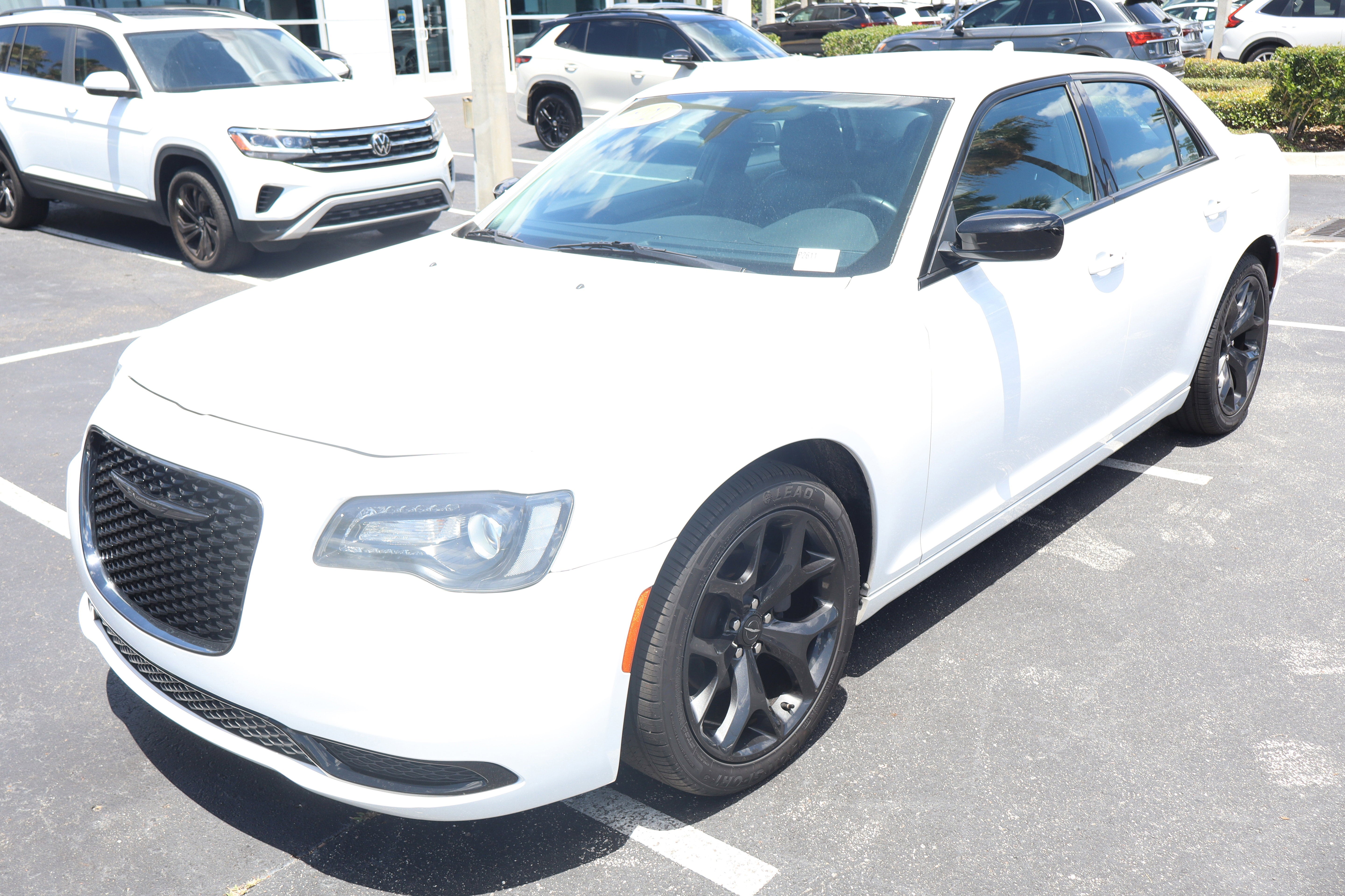 2021 Chrysler 300 Touring