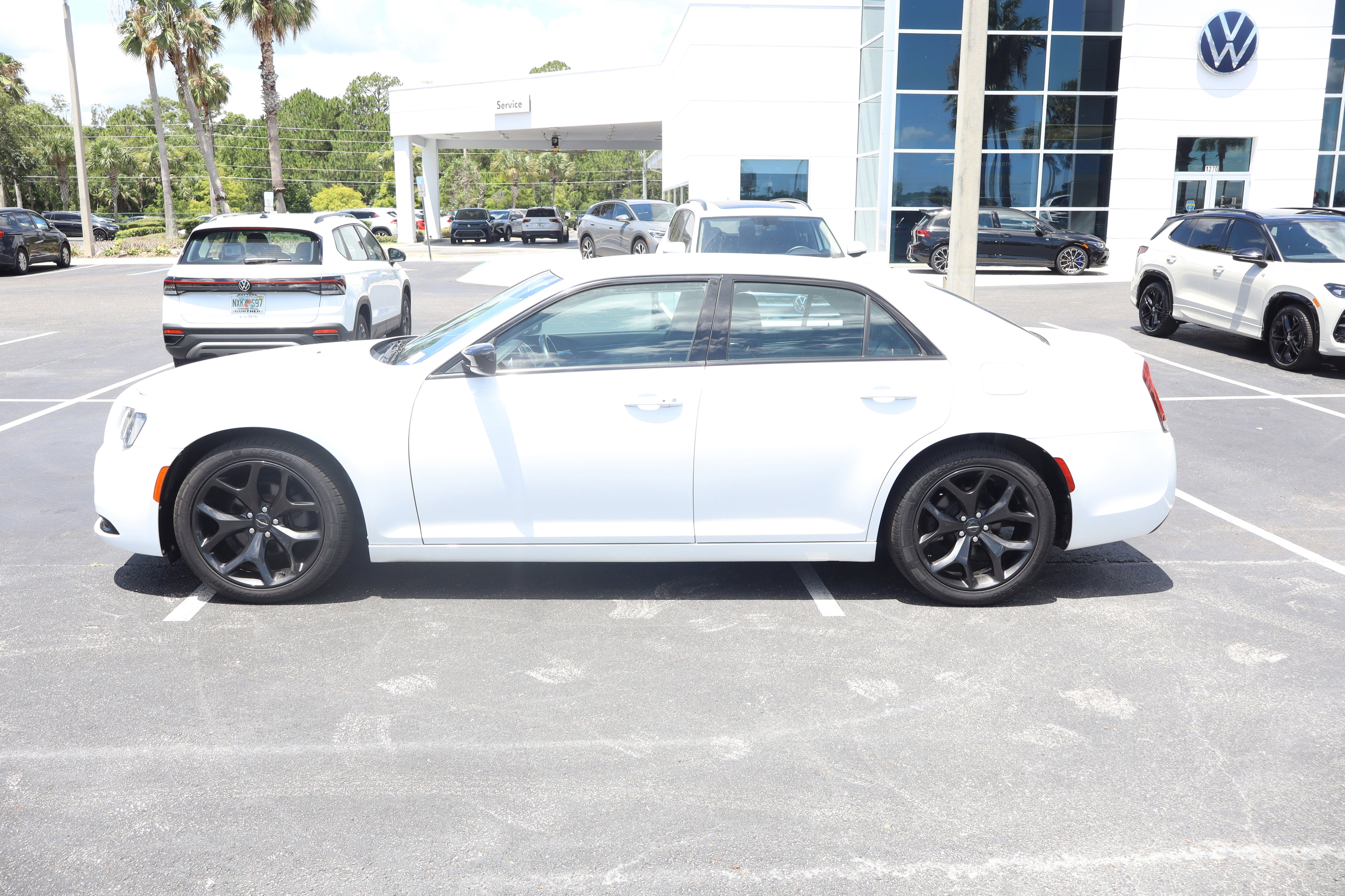 2021 Chrysler 300 Touring