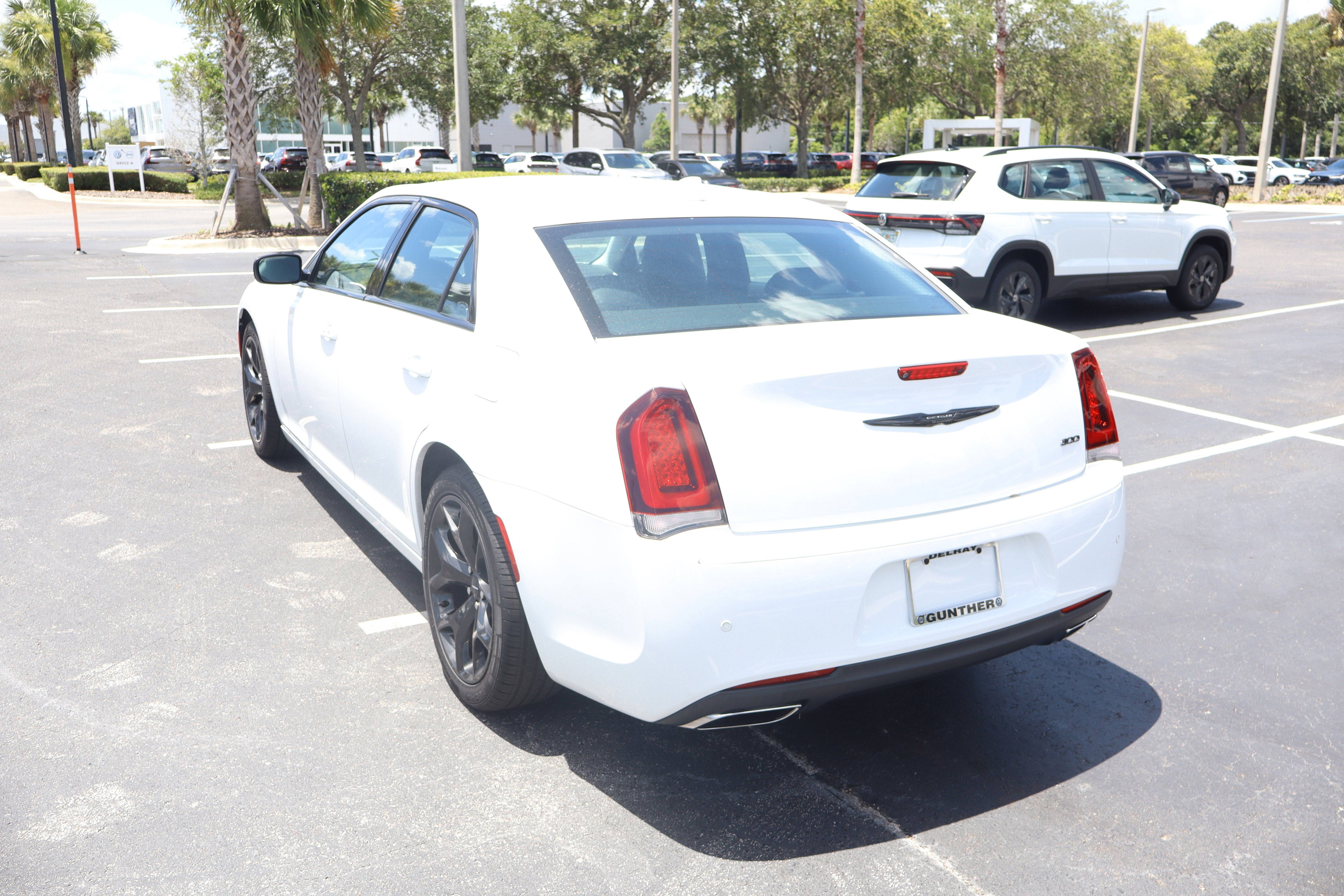 2021 Chrysler 300 Touring