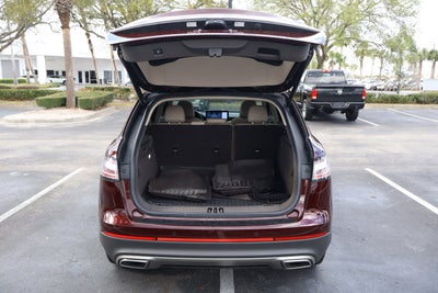 2021 Lincoln Nautilus Reserve