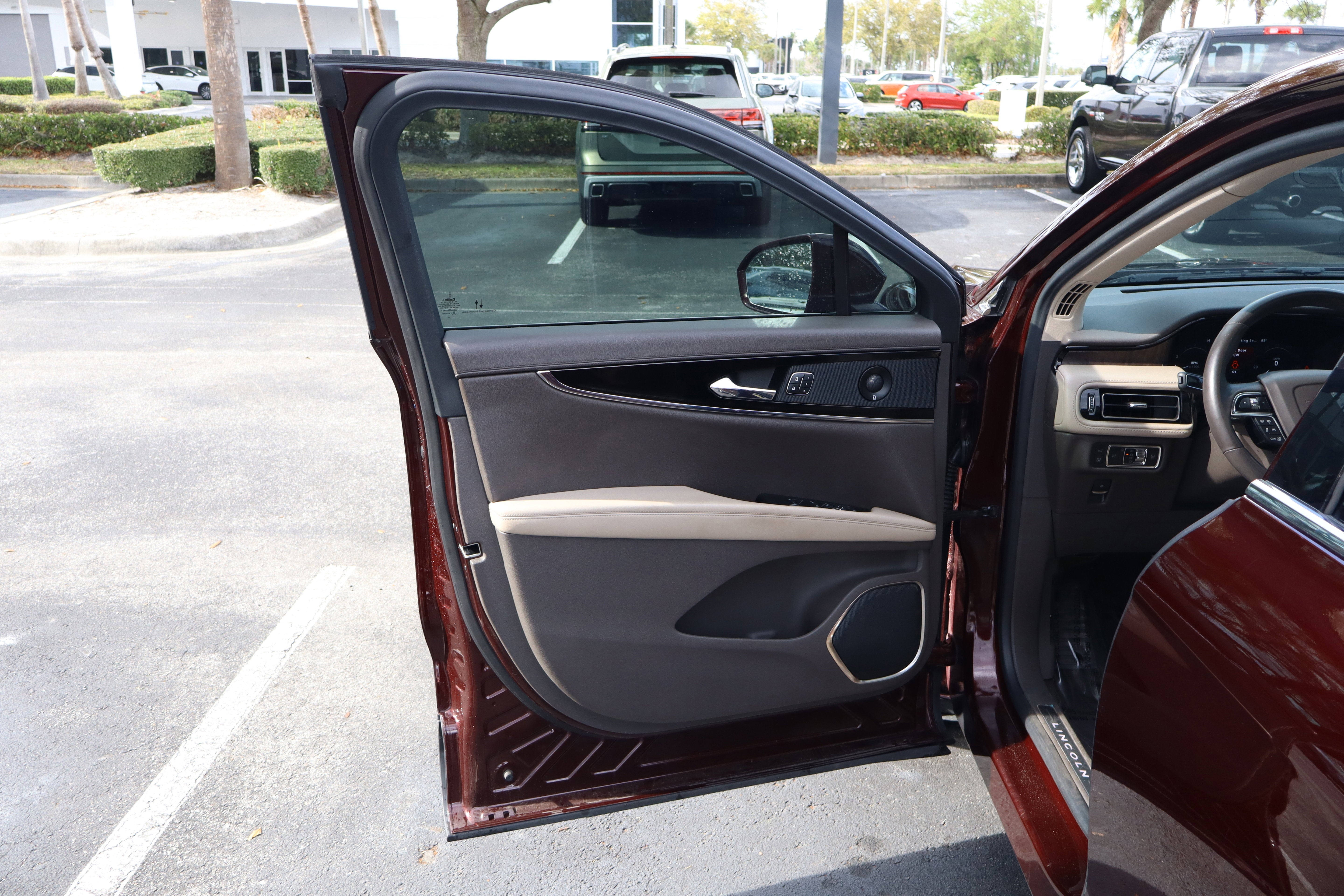 2021 Lincoln Nautilus Reserve