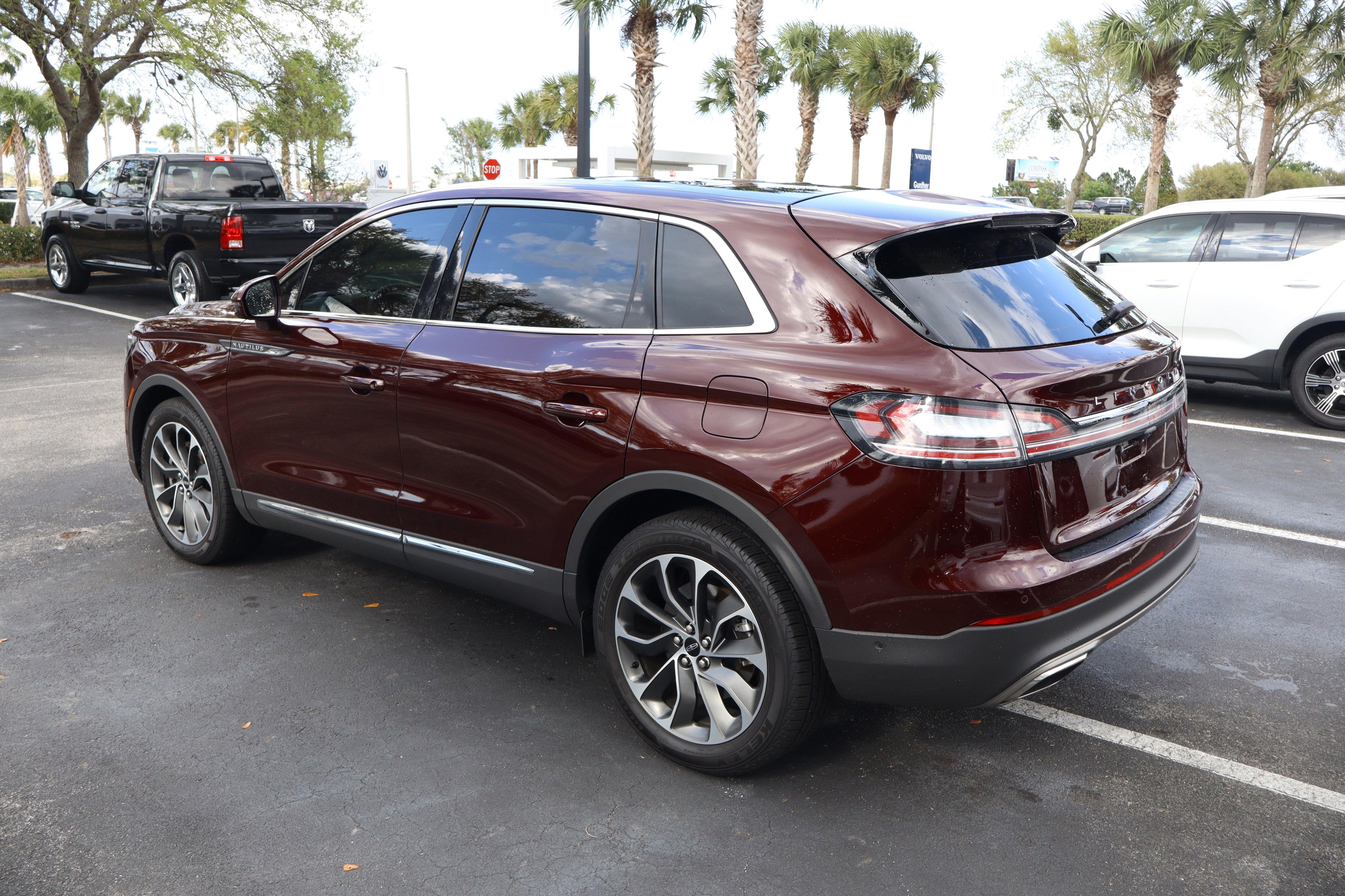 2021 Lincoln Nautilus Reserve