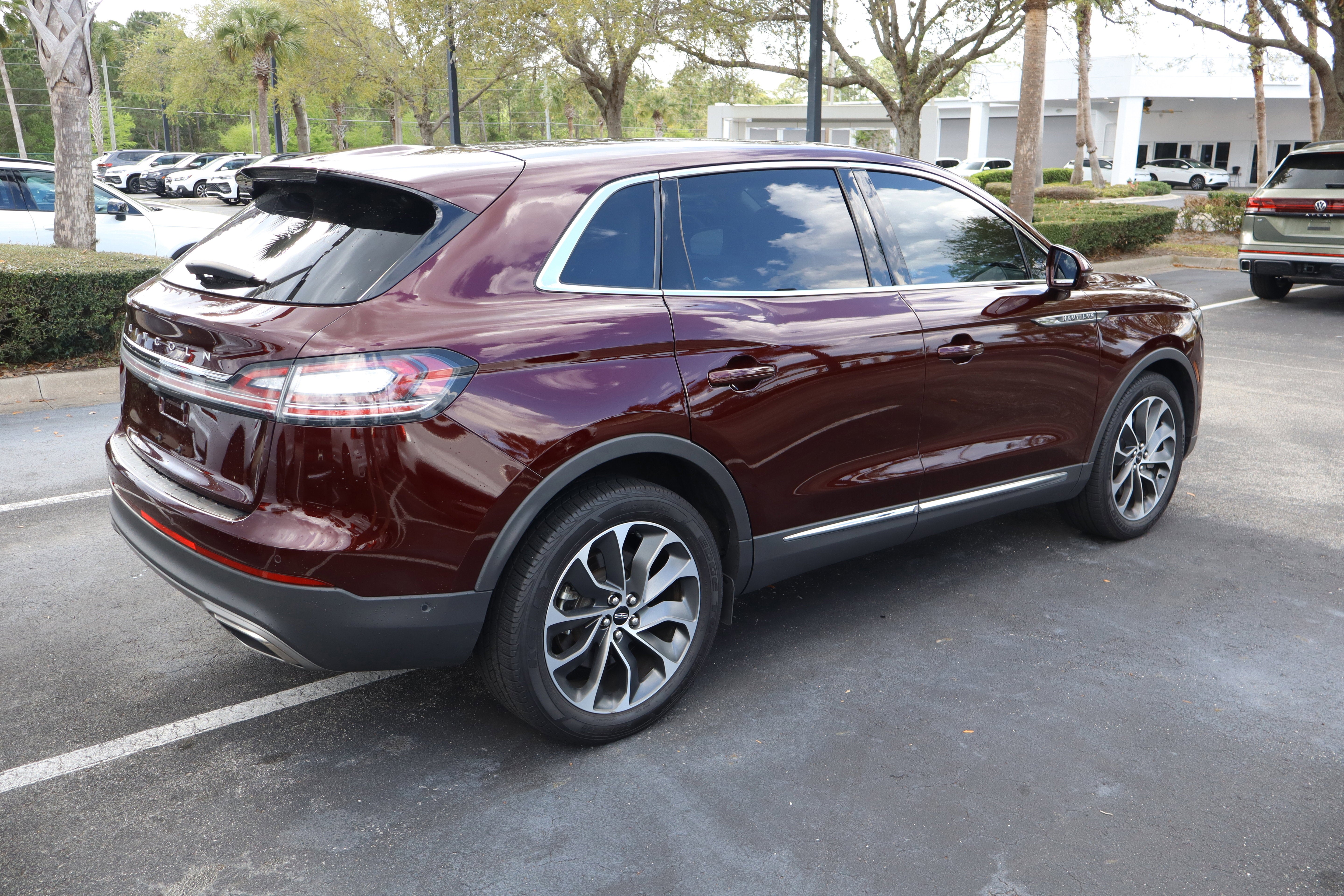 2021 Lincoln Nautilus Reserve