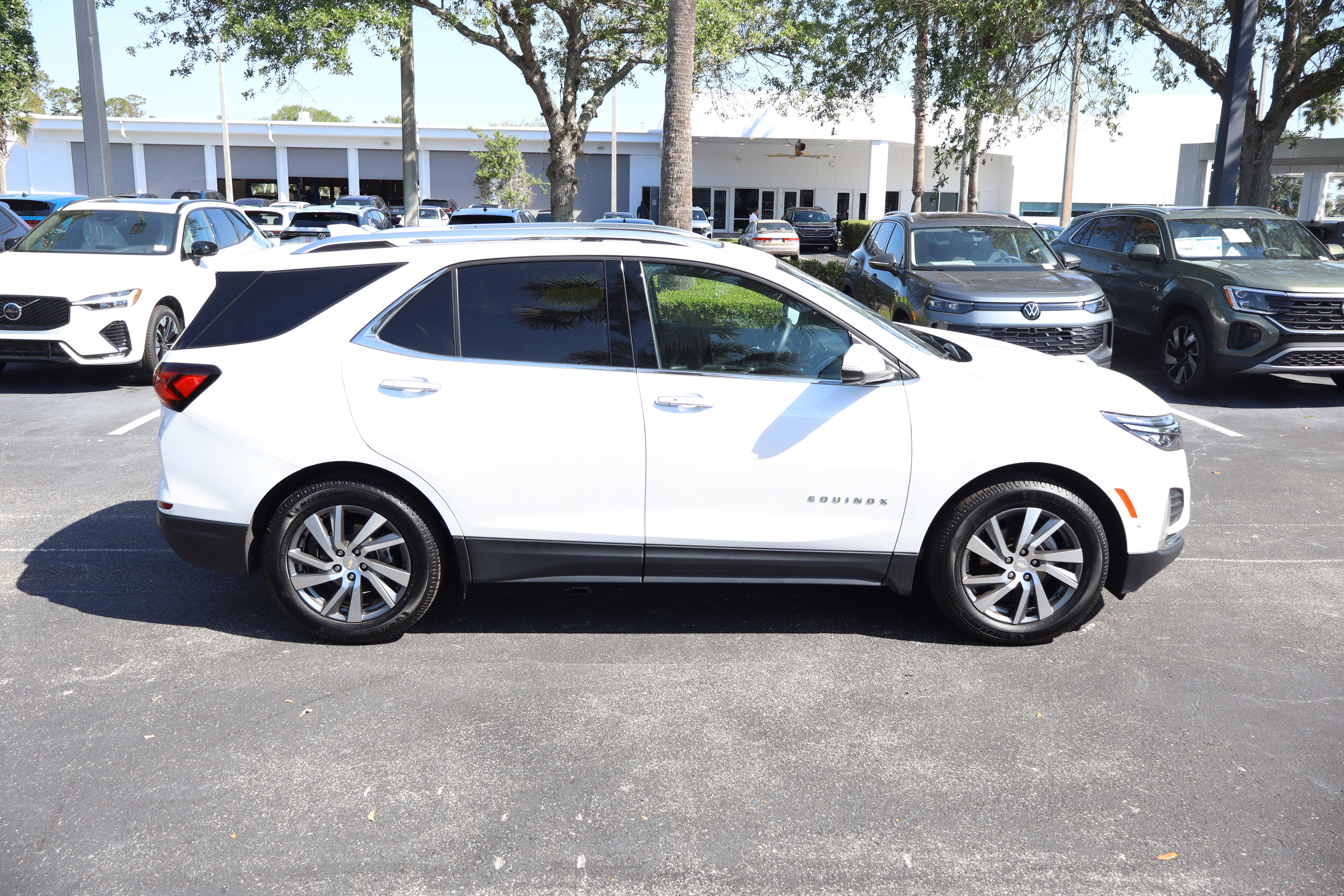 2023 Chevrolet Equinox Premier
