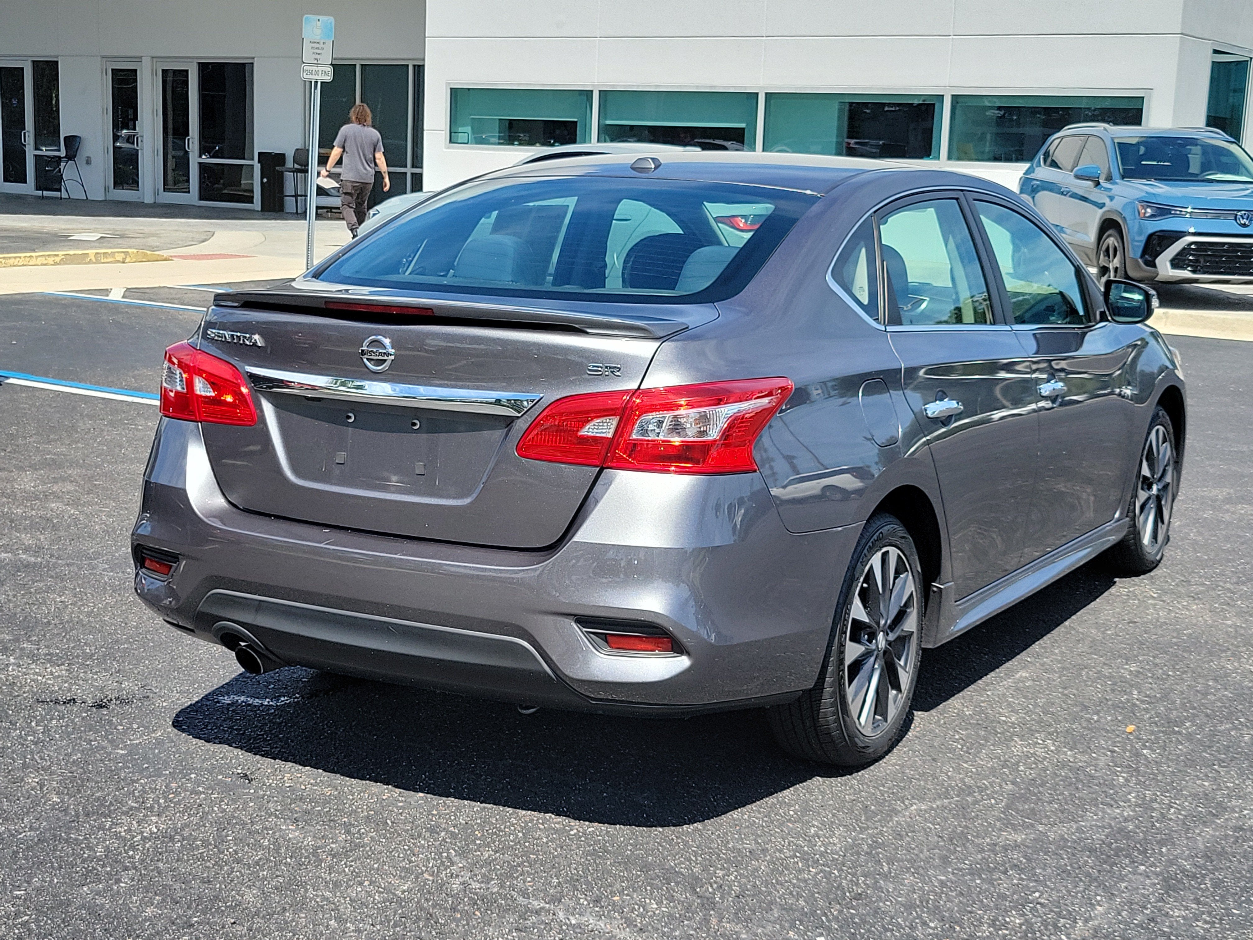2019 Nissan Sentra SR