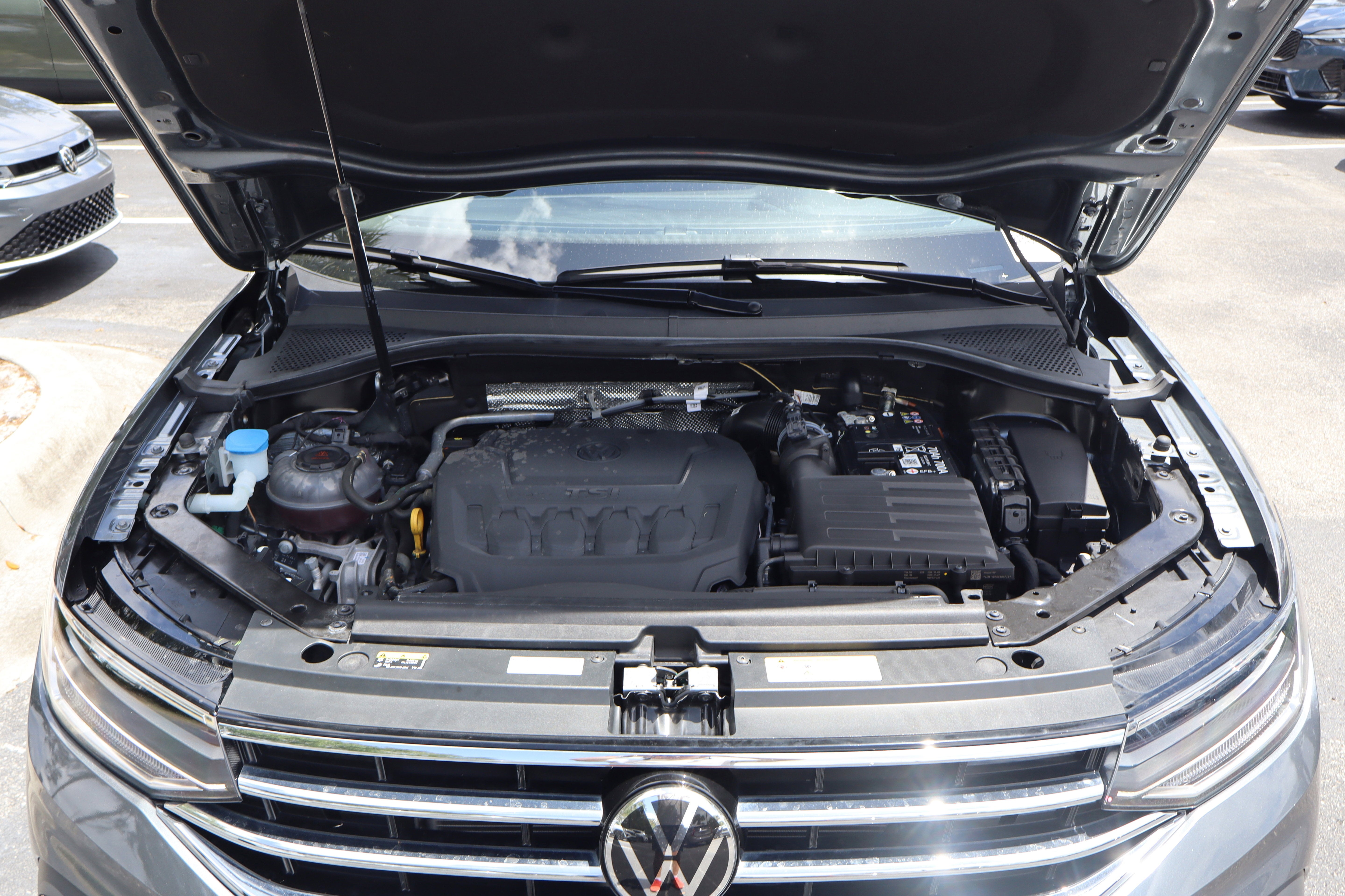 2023 Volkswagen Tiguan SE