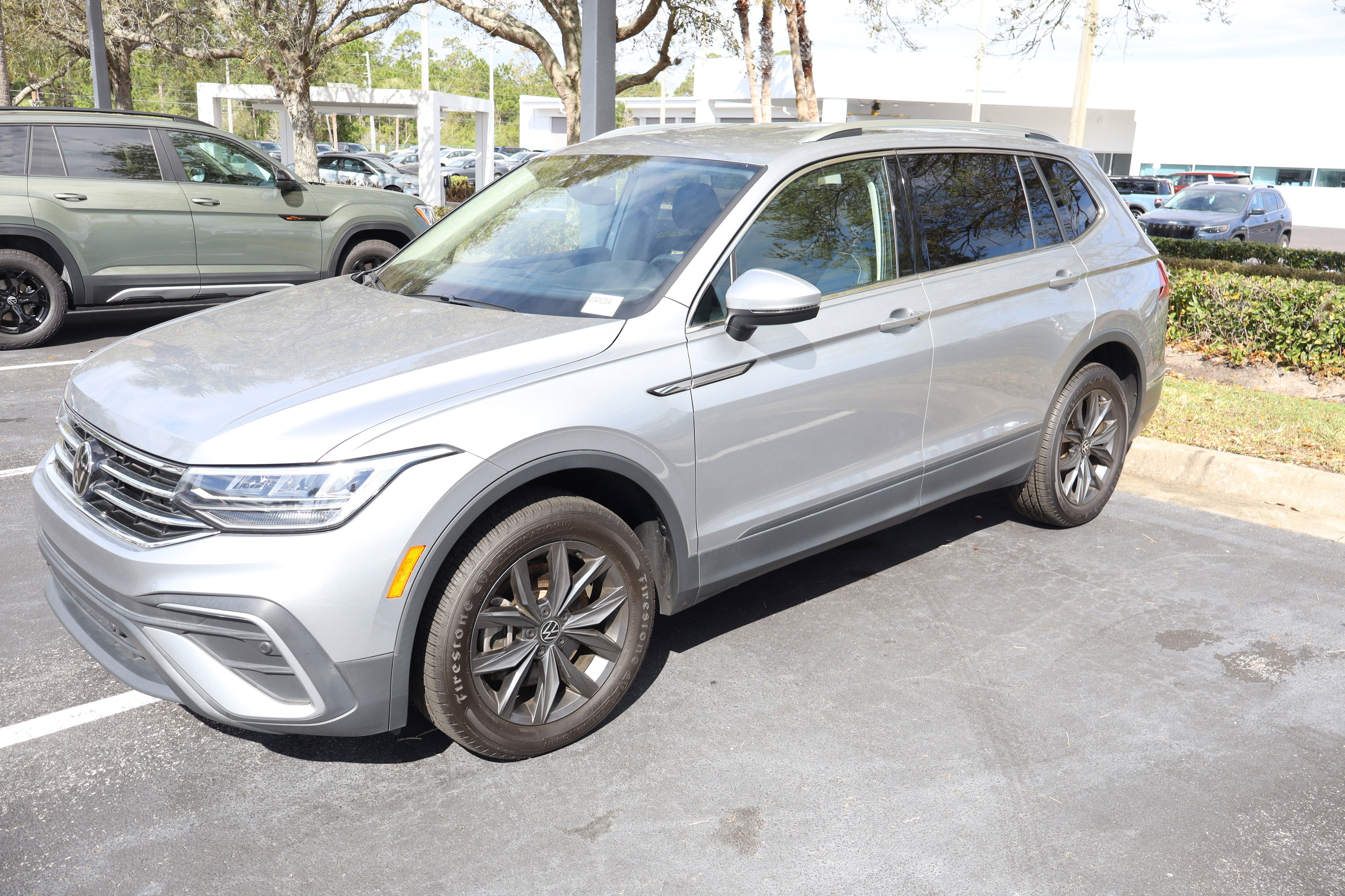 2022 Volkswagen Tiguan SE