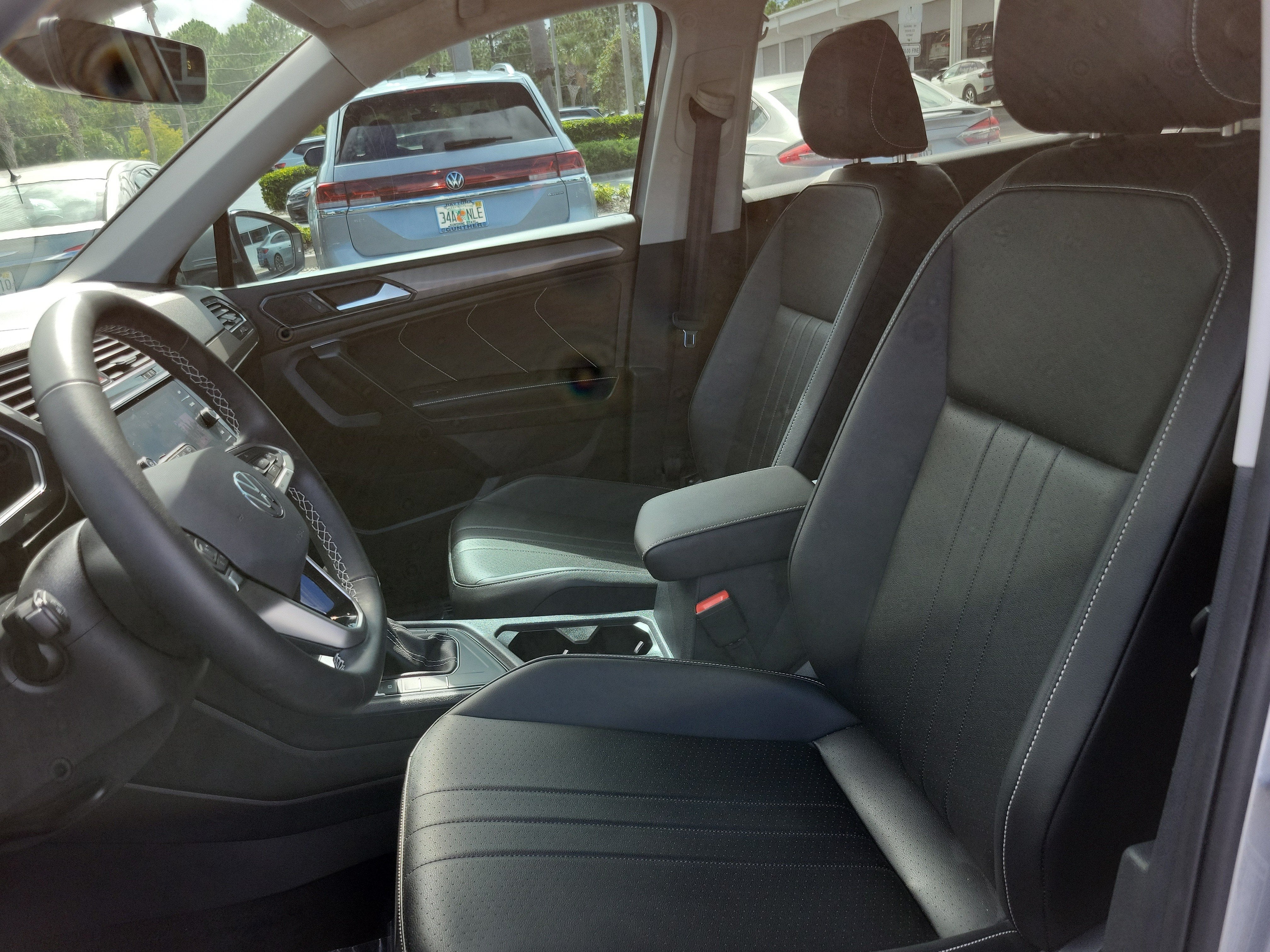 2023 Volkswagen Tiguan SE