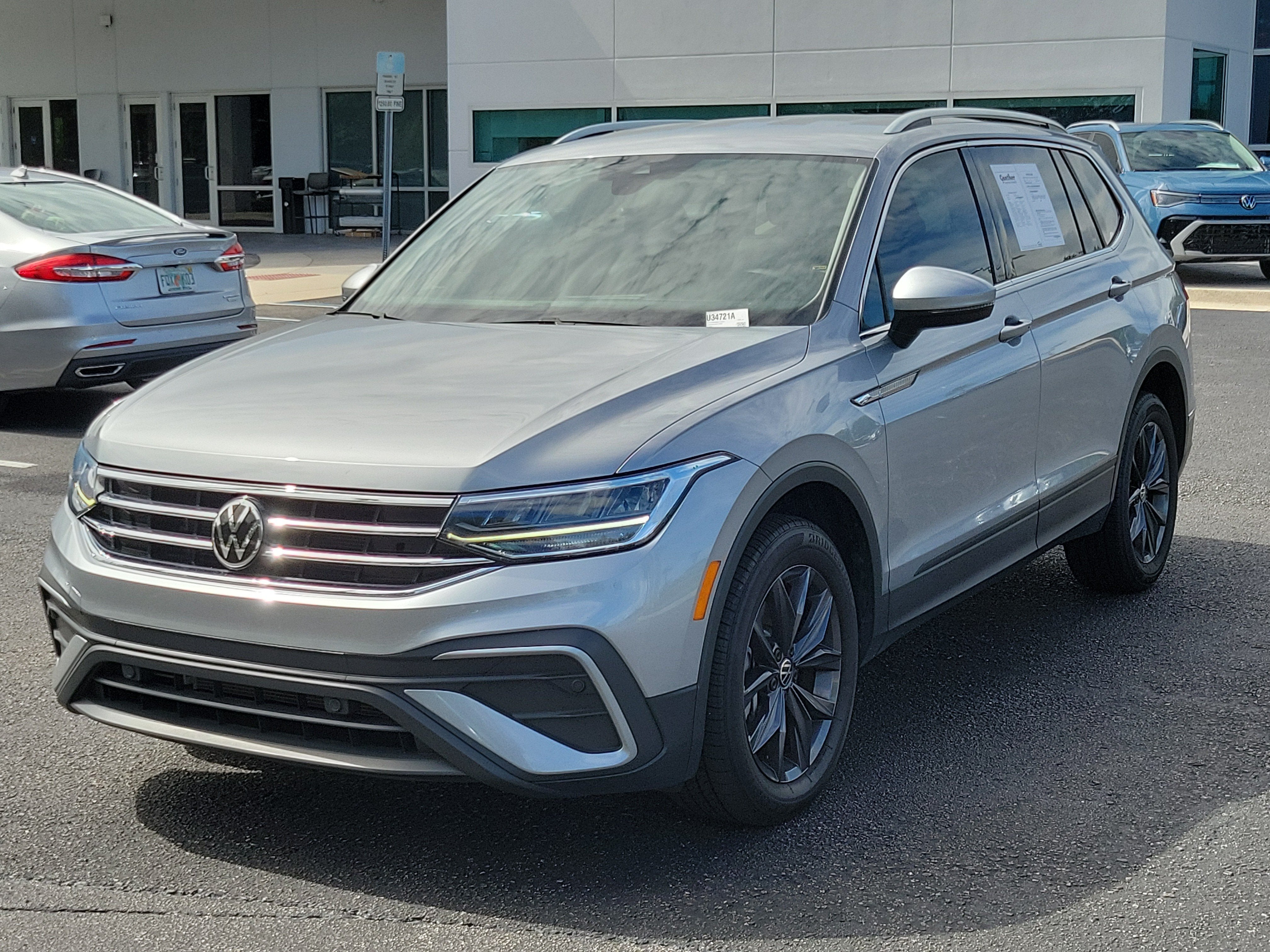 2023 Volkswagen Tiguan SE