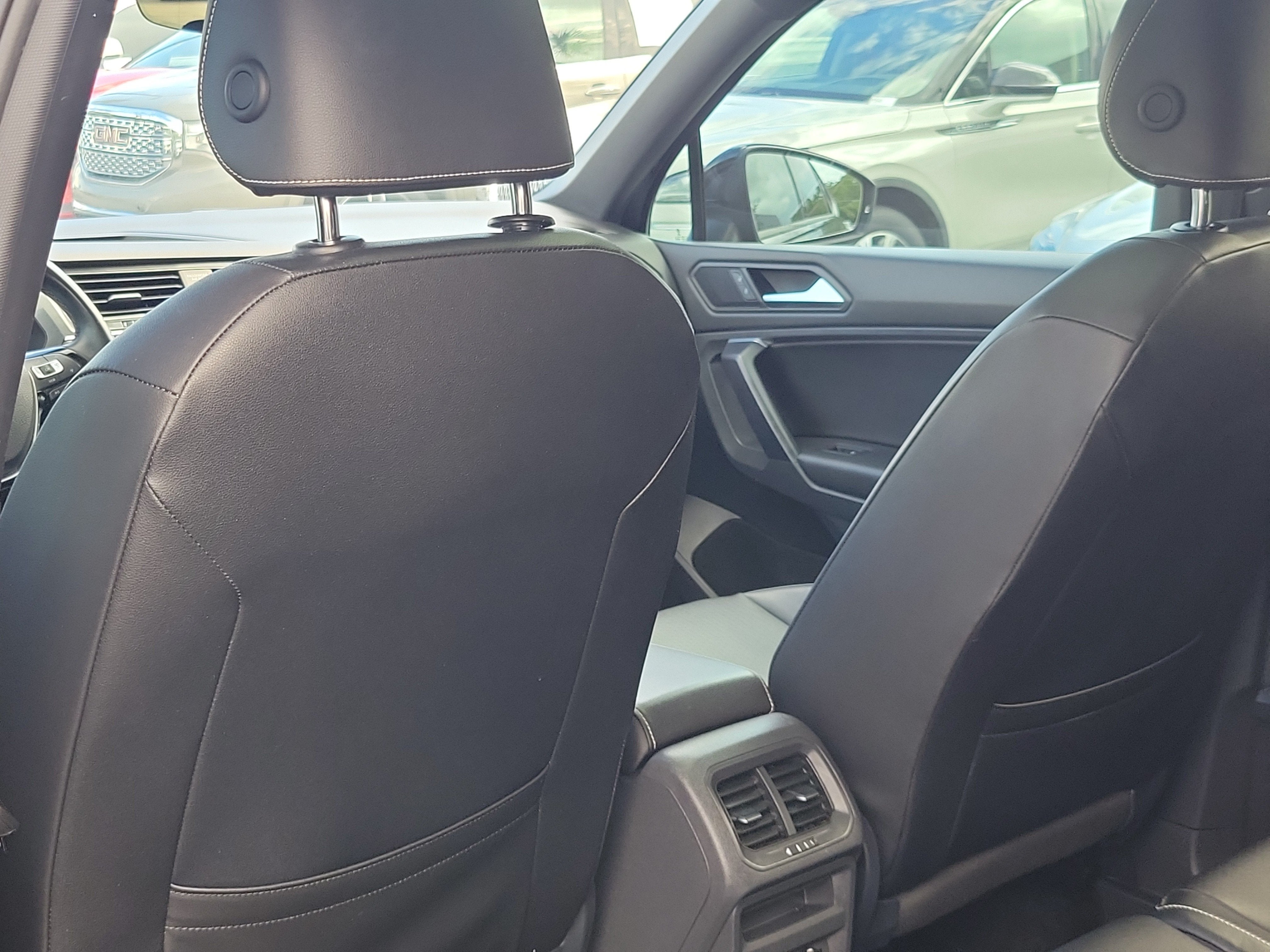 2021 Volkswagen Tiguan SE R-Line Black