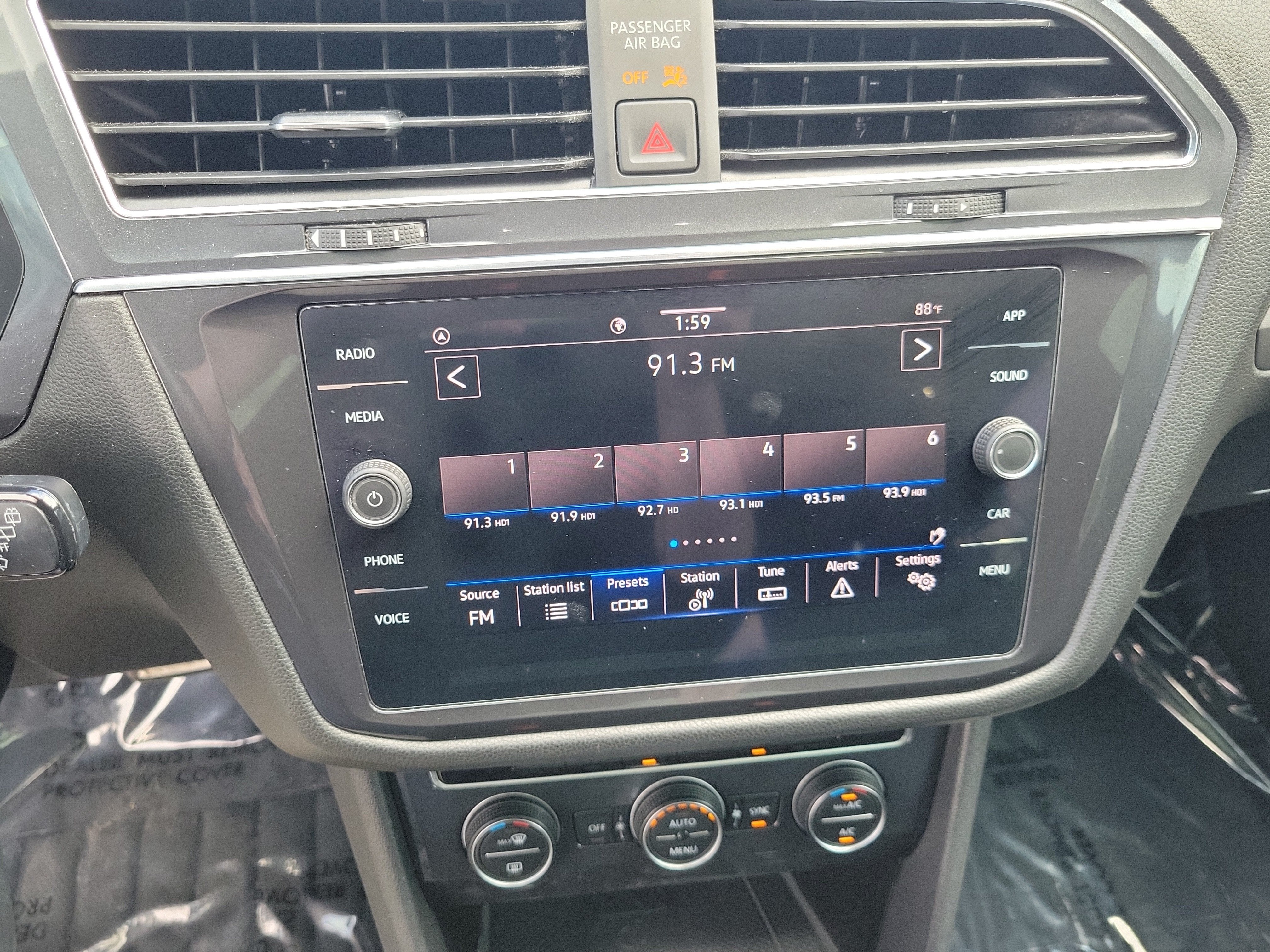 2021 Volkswagen Tiguan SE R-Line Black