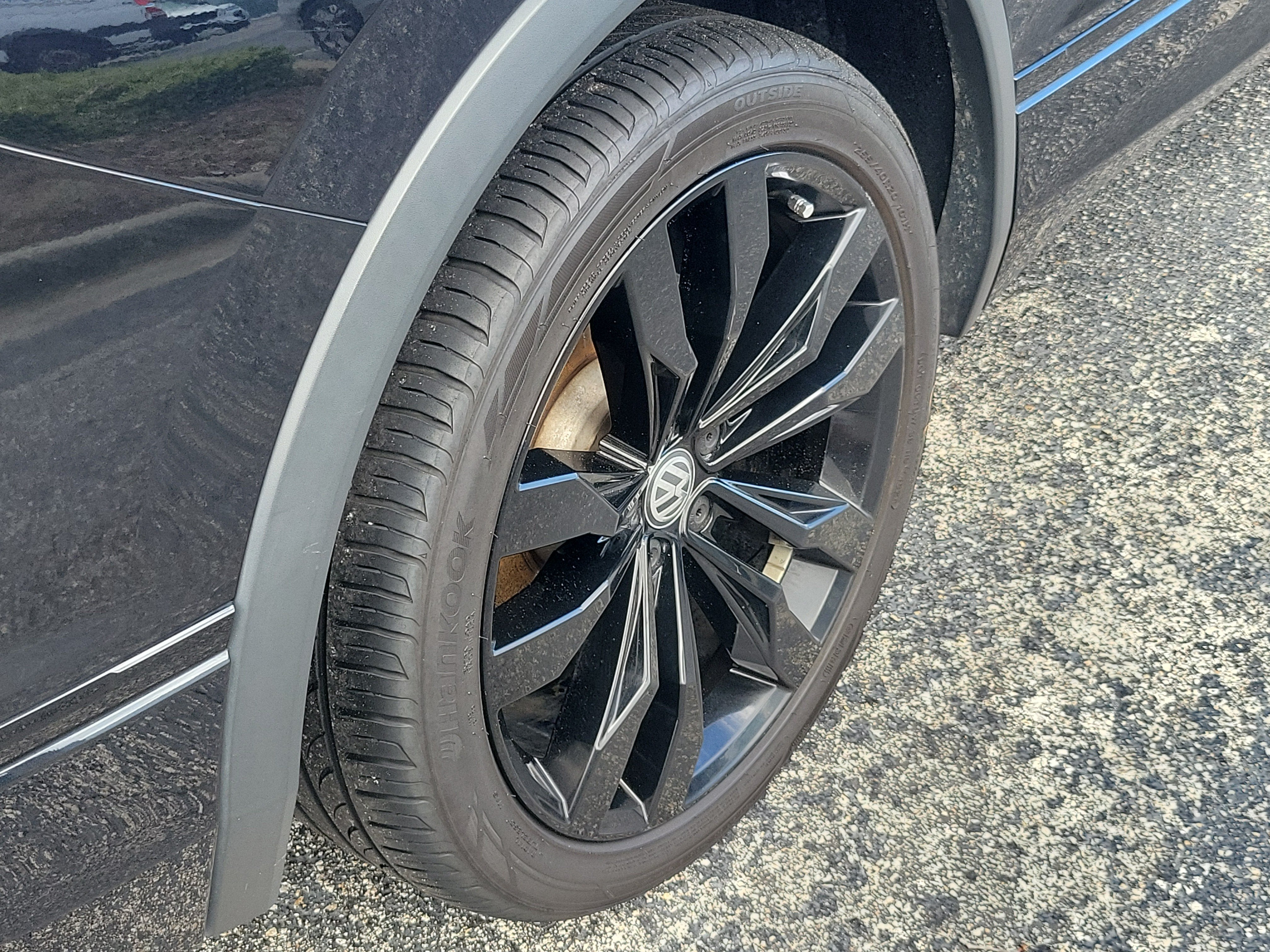 2021 Volkswagen Tiguan SE R-Line Black