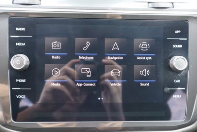 2023 Volkswagen Tiguan SE