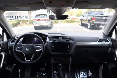 2023 Volkswagen Tiguan SE