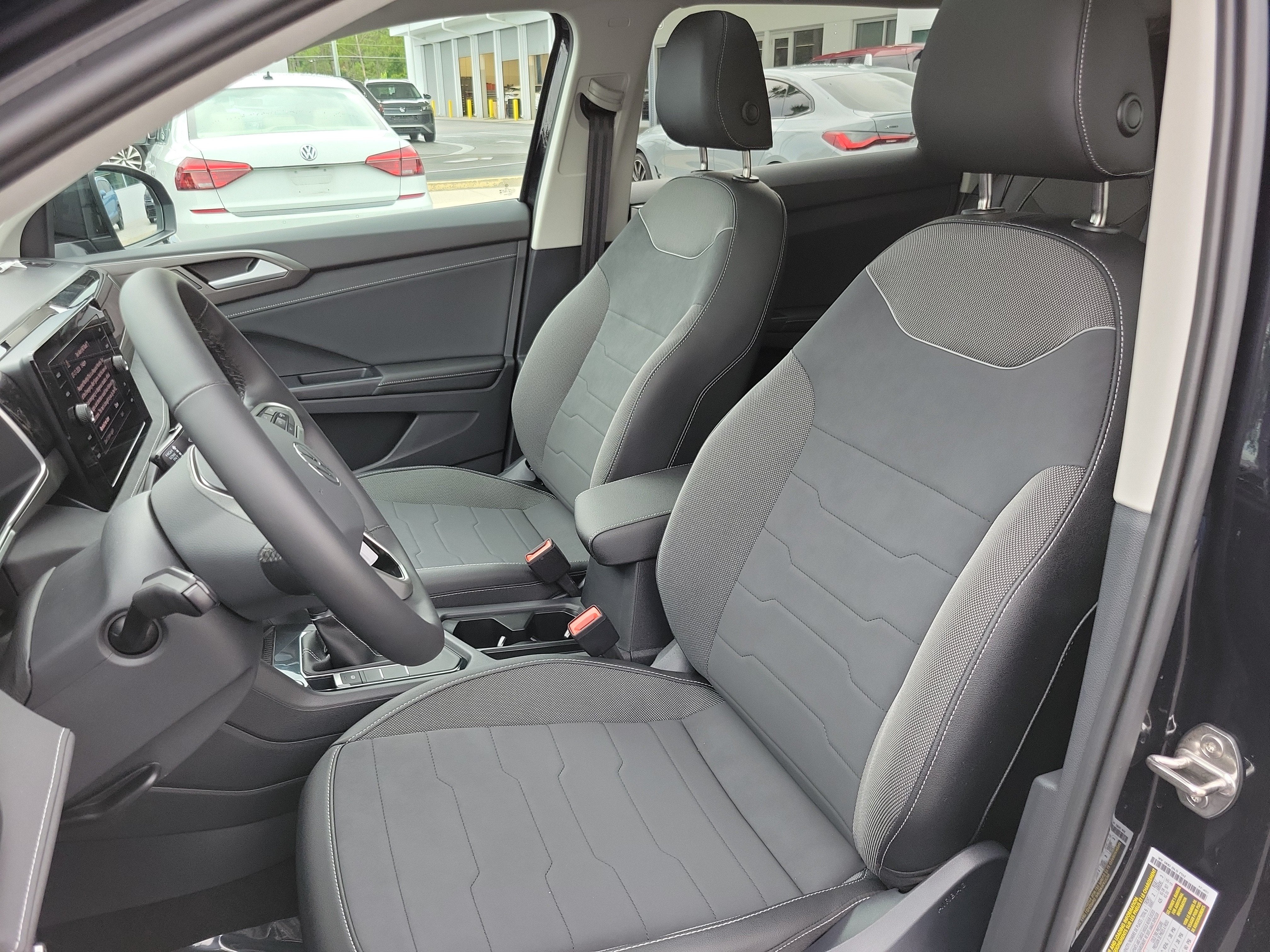 2026 Volkswagen Taos SE Black
