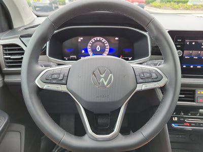 2026 Volkswagen Taos SE Black