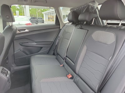 2026 Volkswagen Taos SE Black
